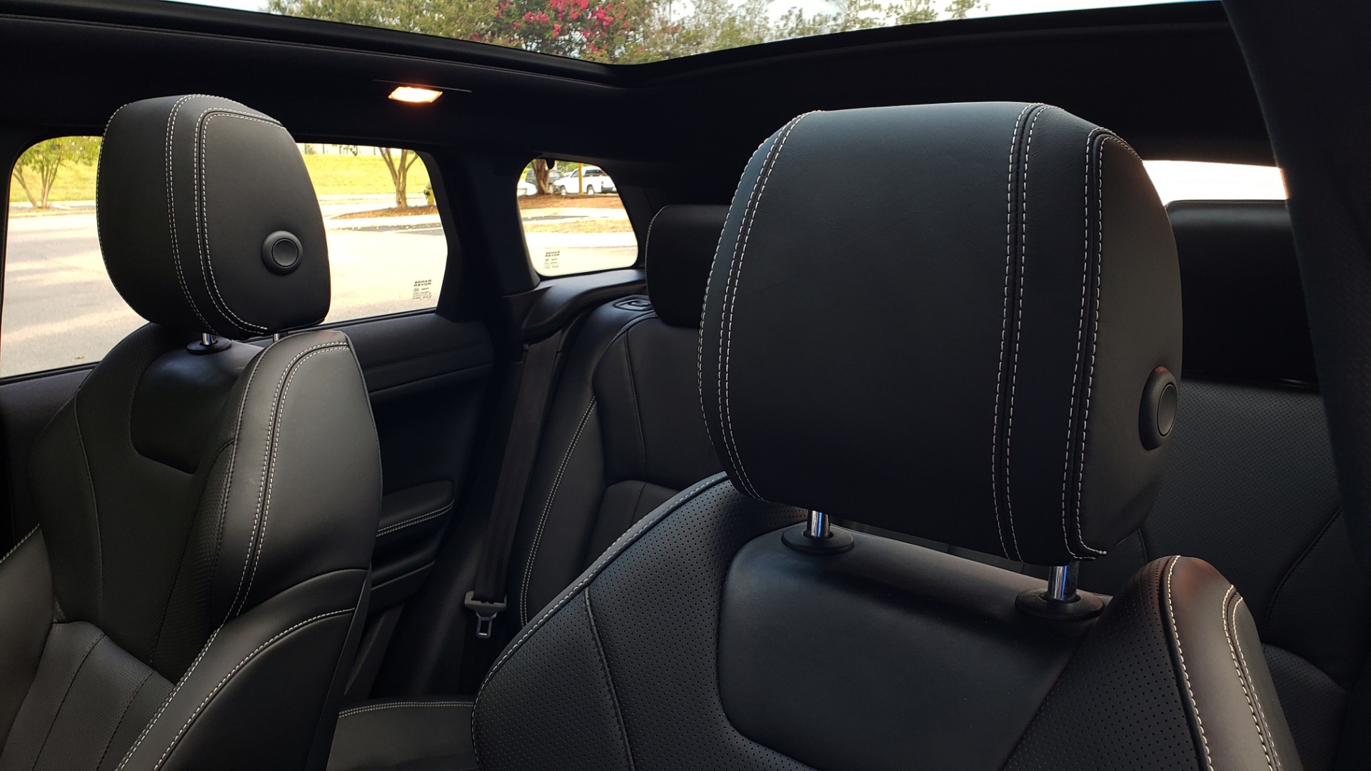 Used 2016 Land Rover RANGE ROVER EVOQUE HSE / AWD / NAV / MERIDIAN / PANO-ROOF / REARVIEW for sale Sold at Formula Imports in Charlotte NC 28227 56