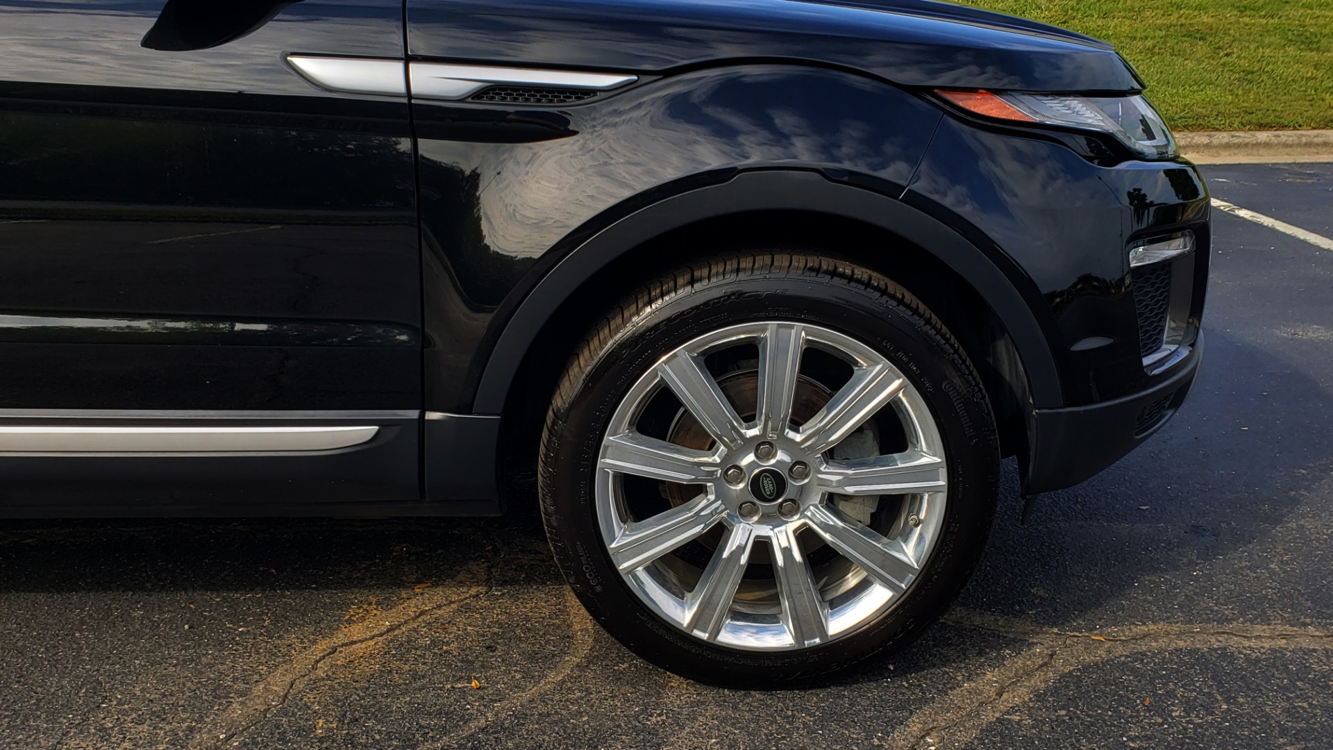 Used 2016 Land Rover RANGE ROVER EVOQUE HSE / AWD / NAV / MERIDIAN / PANO-ROOF / REARVIEW for sale Sold at Formula Imports in Charlotte NC 28227 82