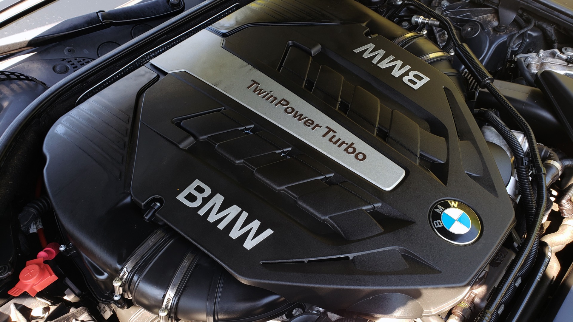 Used 2015 BMW 6 SERIES 650I M-SPORT / EXEC PKG / DRVR ASST PLUS / LIGHTING PKG for sale Sold at Formula Imports in Charlotte NC 28227 14