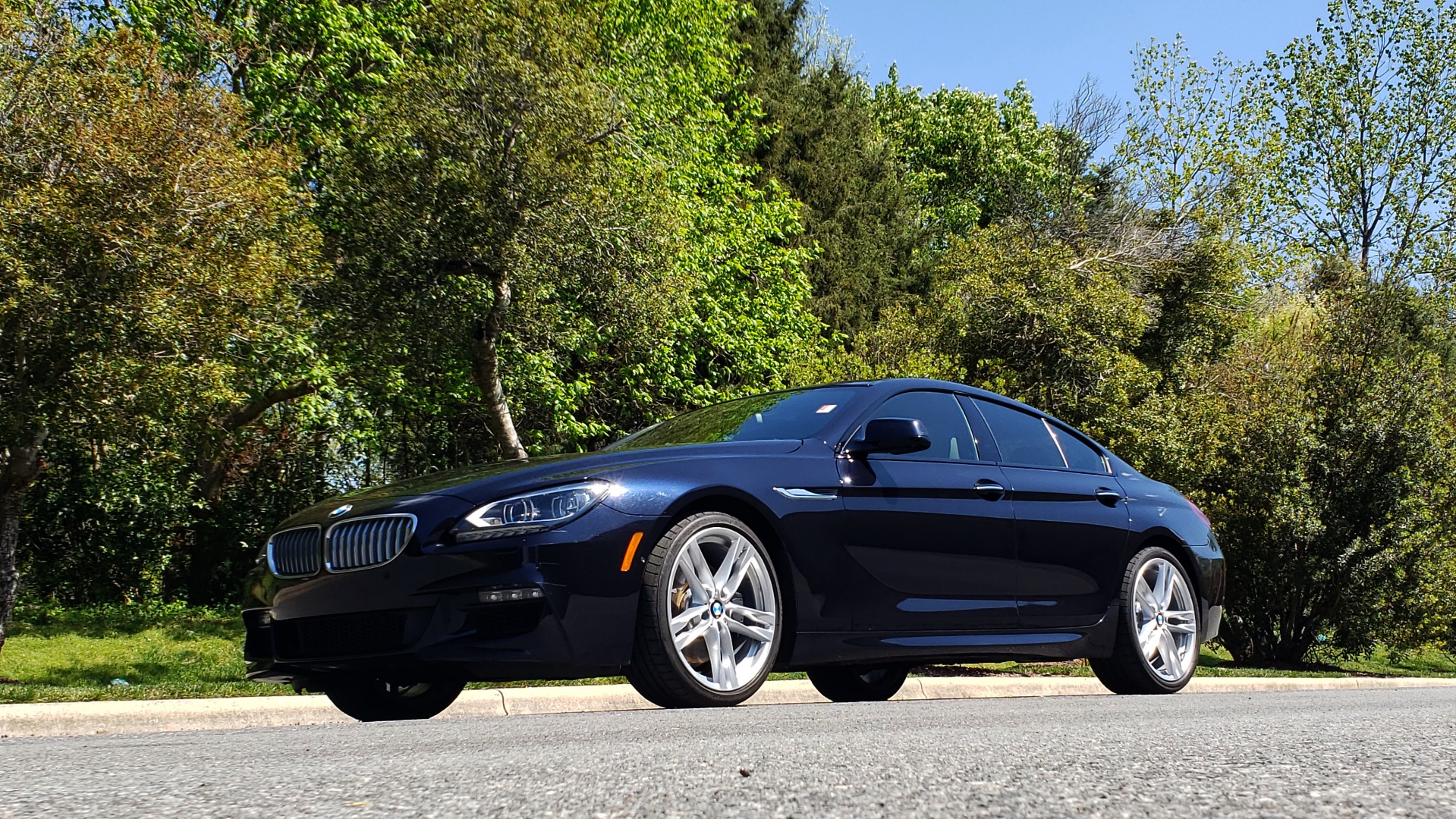 Used 2015 BMW 6 SERIES 650I M-SPORT / EXEC PKG / DRVR ASST PLUS / LIGHTING PKG for sale Sold at Formula Imports in Charlotte NC 28227 2