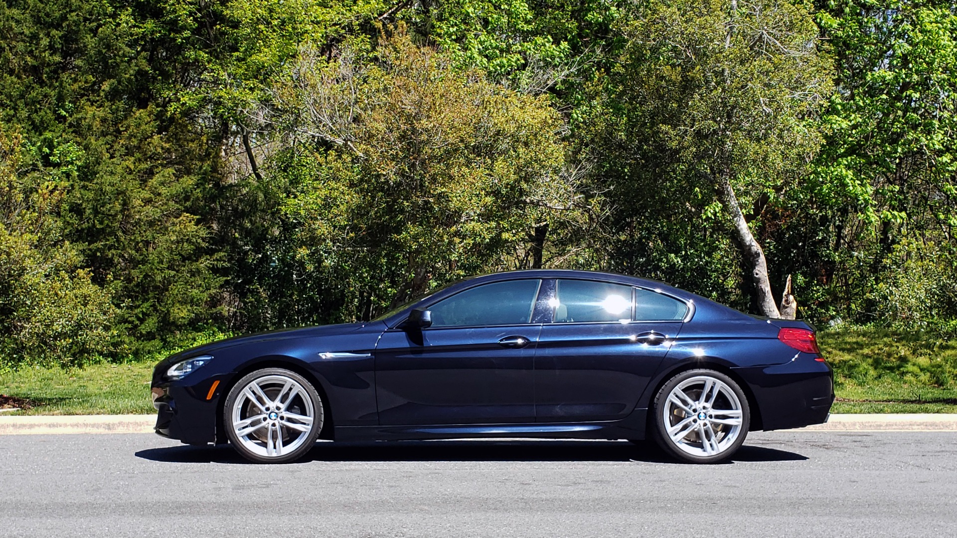 Used 2015 BMW 6 SERIES 650I M-SPORT / EXEC PKG / DRVR ASST PLUS / LIGHTING PKG for sale Sold at Formula Imports in Charlotte NC 28227 3