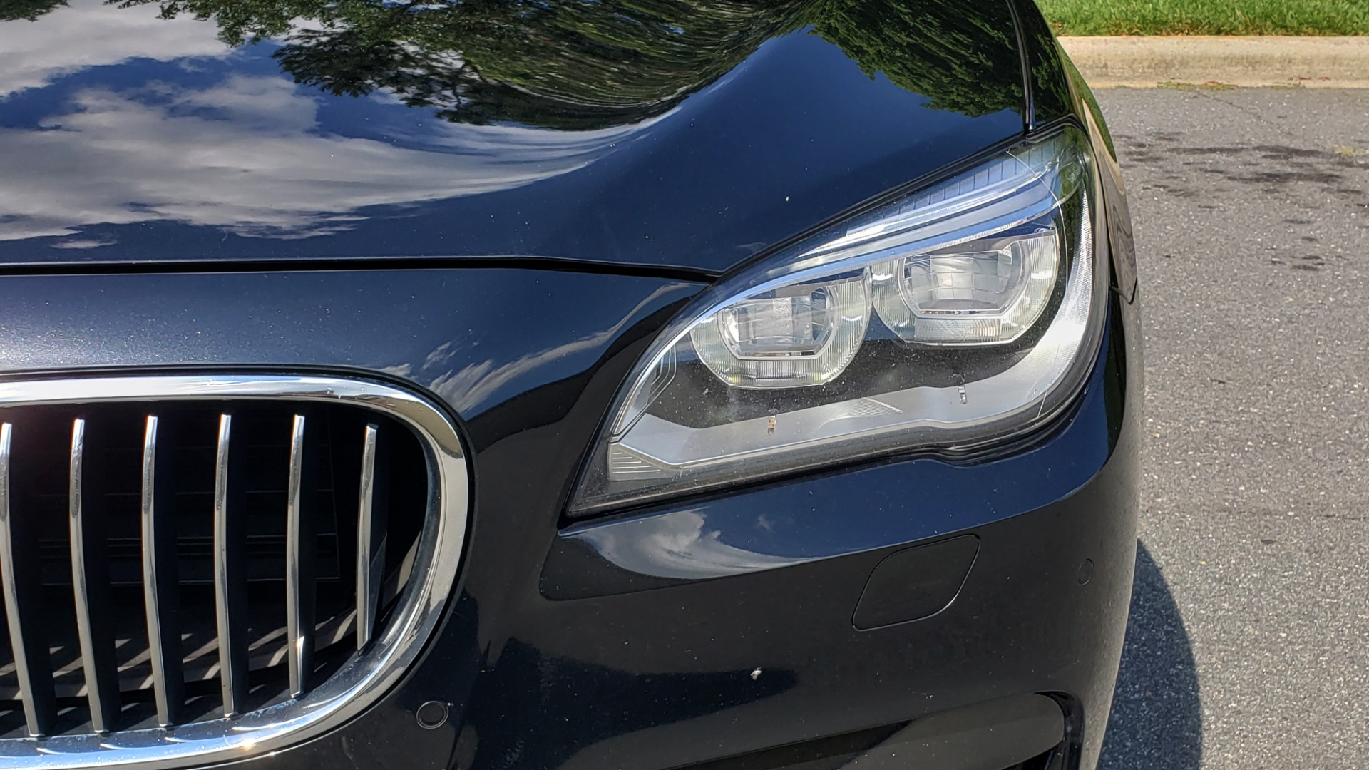 Used 2014 BMW 7 SERIES 750LI M-SPORT / EXEC PKG / DRVR ASST / LIGHTING / NAV / SUNROOF for sale Sold at Formula Imports in Charlotte NC 28227 19