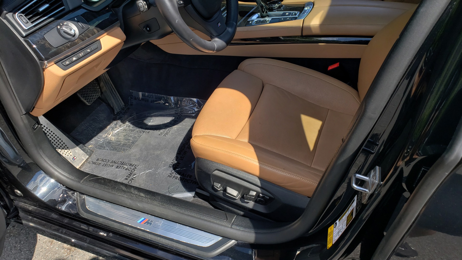 Used 2014 BMW 7 SERIES 750LI M-SPORT / EXEC PKG / DRVR ASST / LIGHTING / NAV / SUNROOF for sale Sold at Formula Imports in Charlotte NC 28227 29