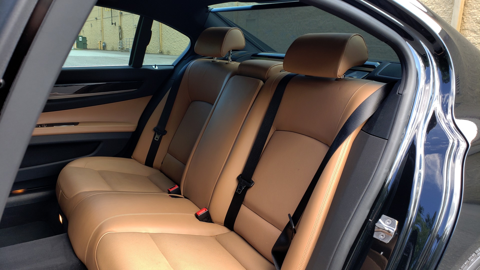 Used 2014 BMW 7 SERIES 750LI M-SPORT / EXEC PKG / DRVR ASST / LIGHTING / NAV / SUNROOF for sale Sold at Formula Imports in Charlotte NC 28227 59