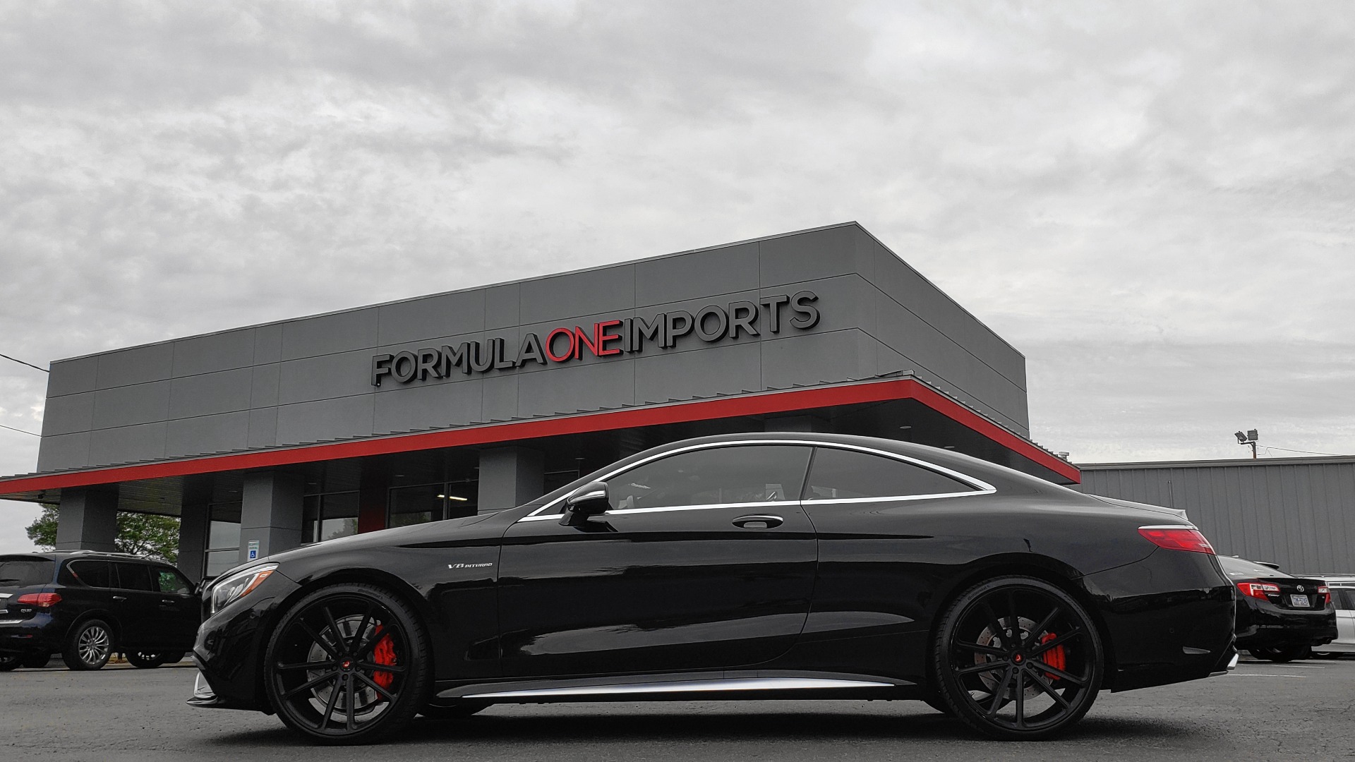 Used 2015 Mercedes-Benz S-CLASS S 63 AMG 4MATIC / DRVR ASST / NIGHT VIEW ASST PLUS / MAGIC SKY for sale Sold at Formula Imports in Charlotte NC 28227 110