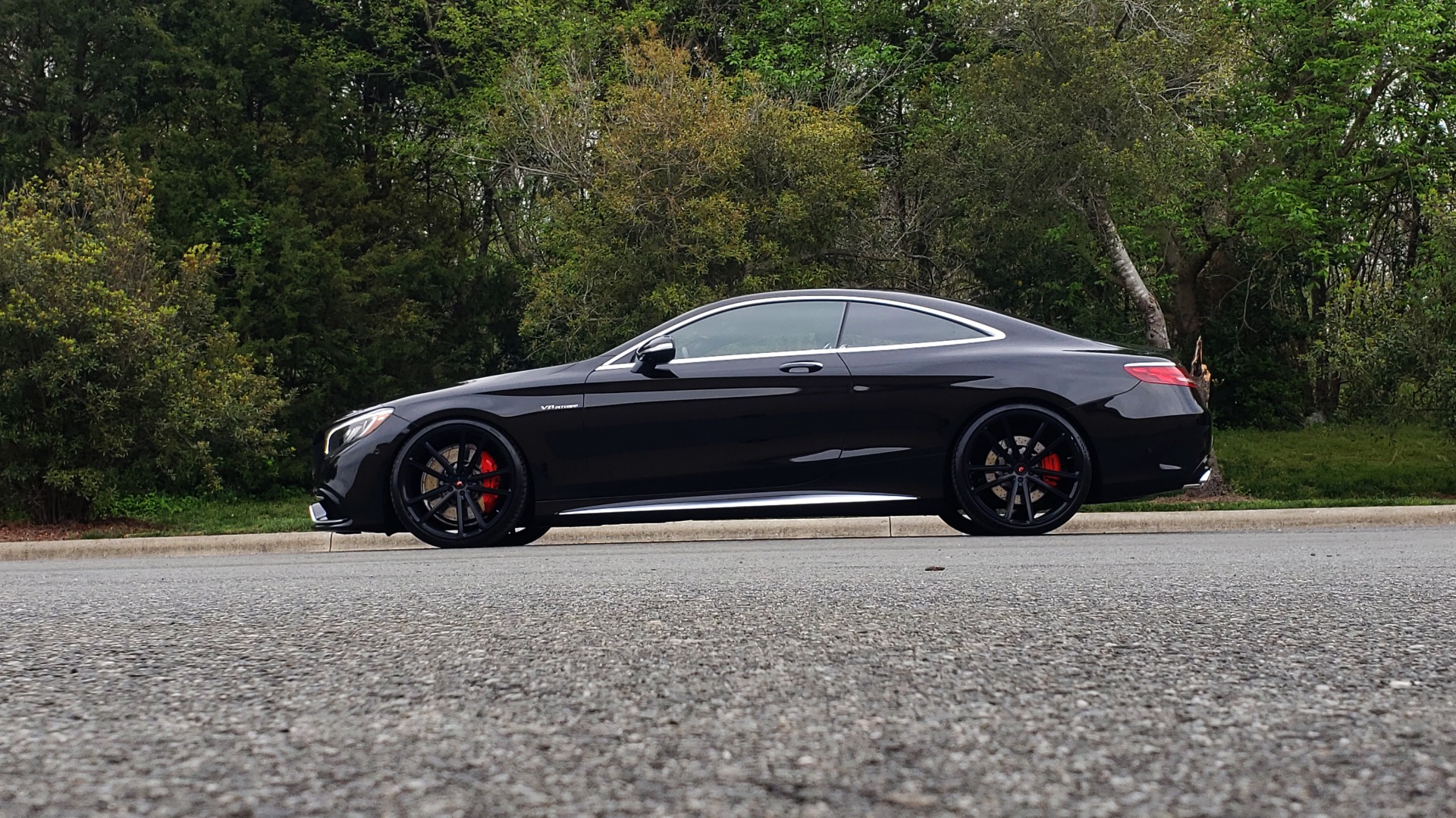 Used 2015 Mercedes-Benz S-CLASS S 63 AMG 4MATIC / DRVR ASST / NIGHT VIEW ASST PLUS / MAGIC SKY for sale Sold at Formula Imports in Charlotte NC 28227 3
