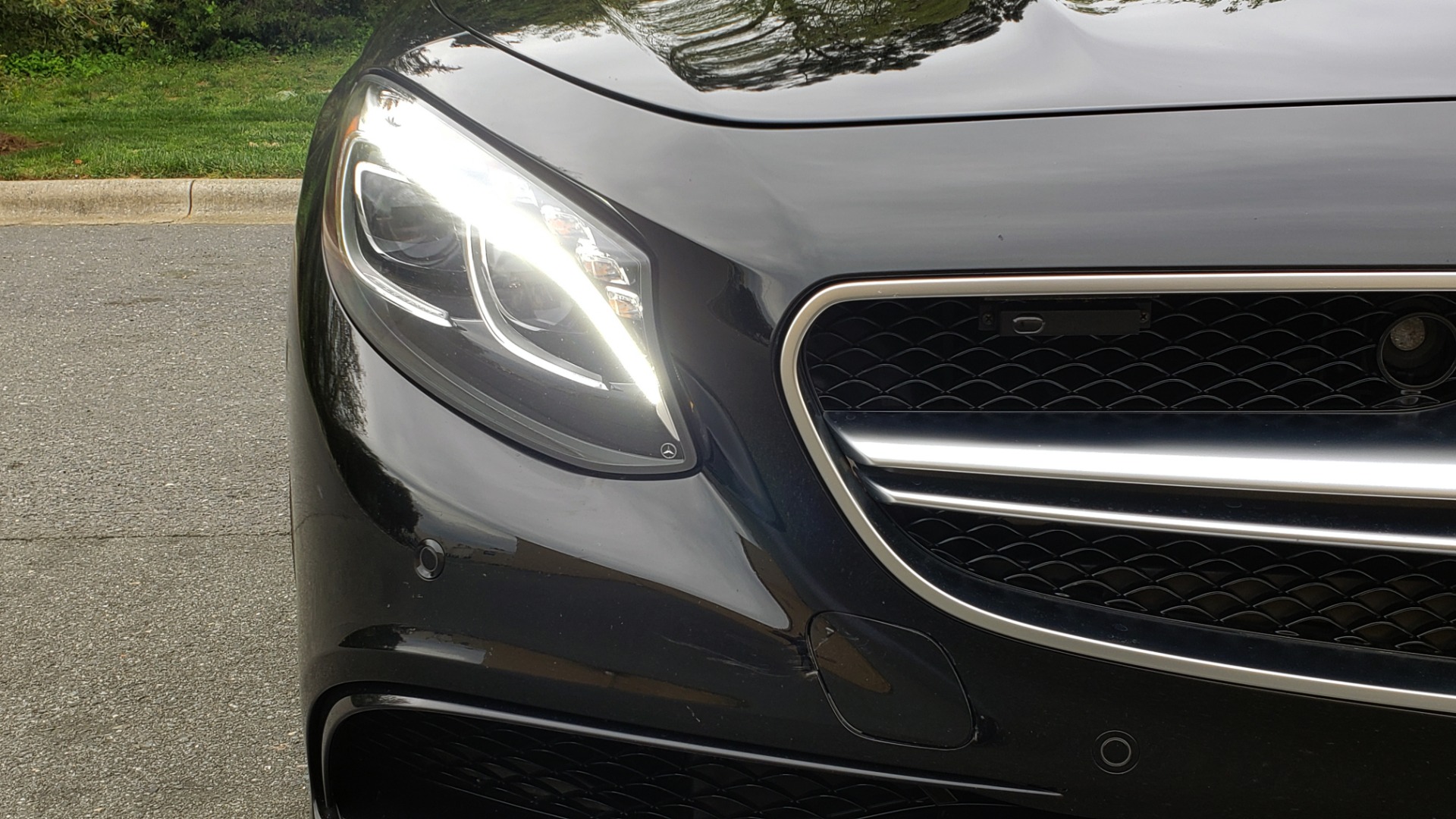 Used 2015 Mercedes-Benz S-CLASS S 63 AMG 4MATIC / DRVR ASST / NIGHT VIEW ASST PLUS / MAGIC SKY for sale Sold at Formula Imports in Charlotte NC 28227 30