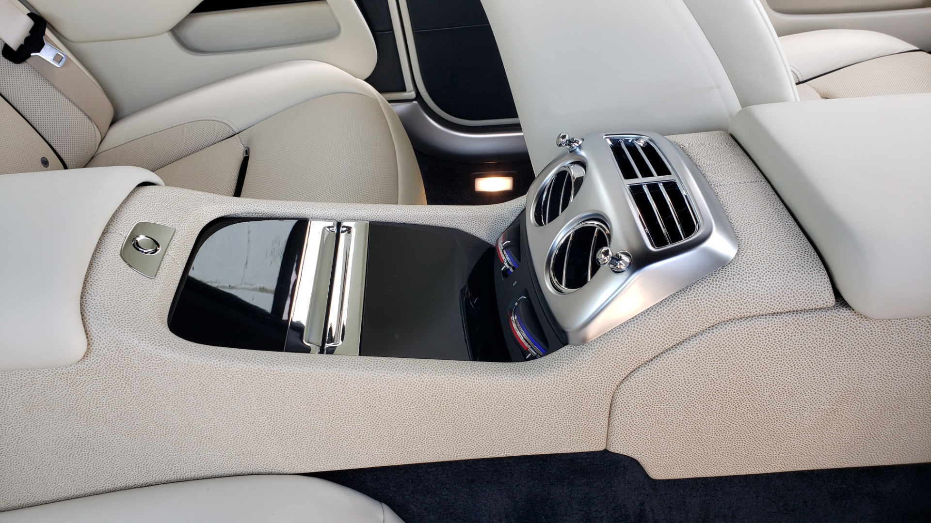 Used 2015 Rolls-Royce Wraith for sale Sold at Formula Imports in Charlotte NC 28227 103