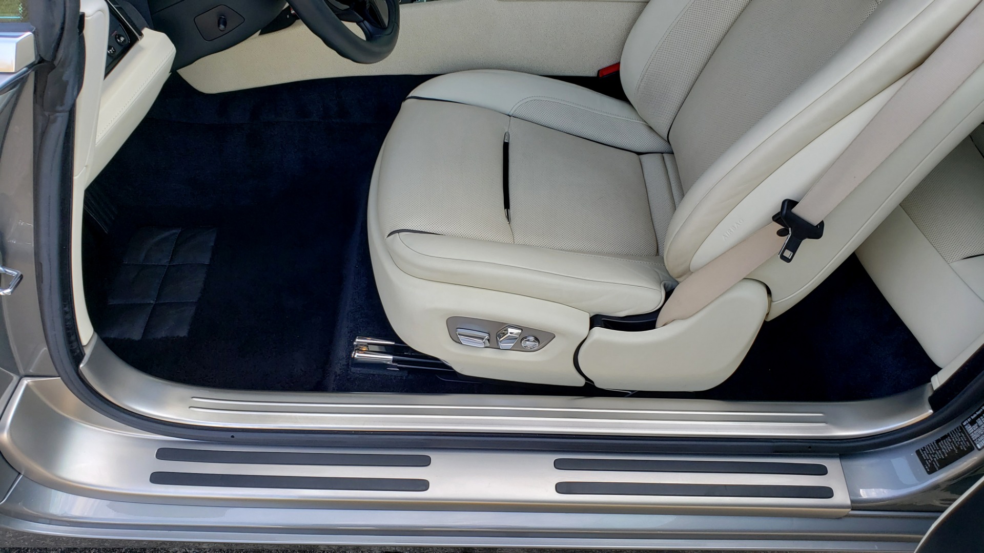 Used 2015 Rolls-Royce Wraith for sale Sold at Formula Imports in Charlotte NC 28227 39