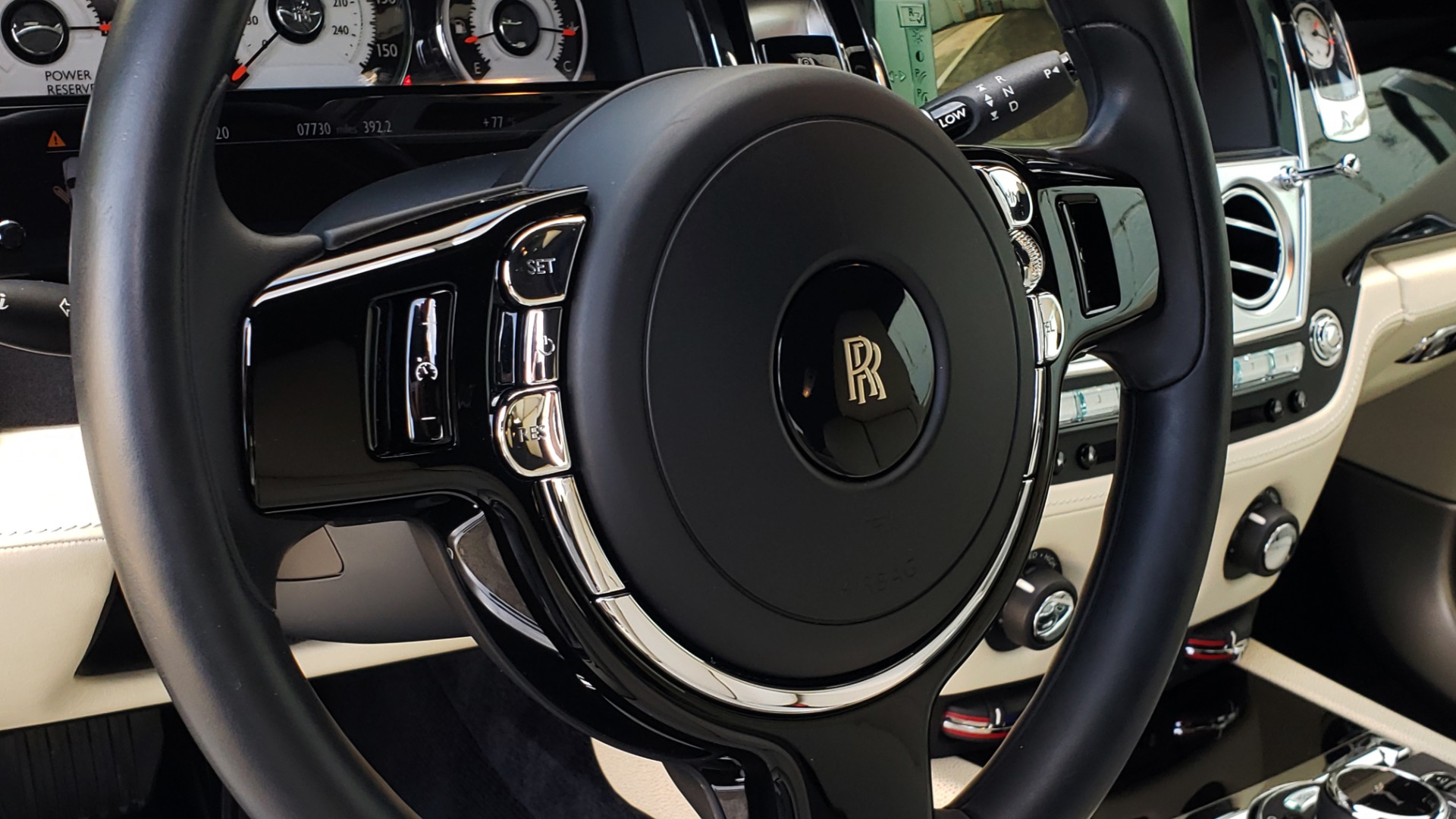 Used 2015 Rolls-Royce WRAITH 2DR COUPE / DRVR ASST / LANE DEPART / HEADS-UP / CAMERA for sale $159,995 at Formula Imports in Charlotte NC 28227 44