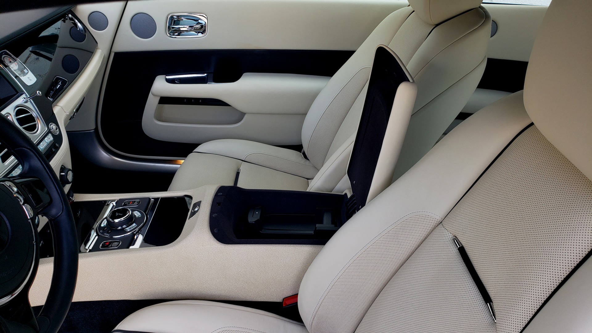 Used 2015 Rolls-Royce Wraith for sale Sold at Formula Imports in Charlotte NC 28227 64