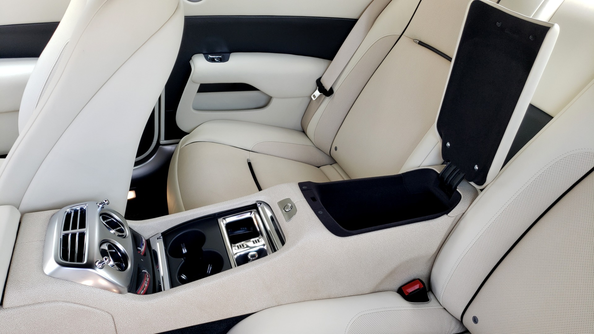 Used 2015 Rolls-Royce Wraith for sale Sold at Formula Imports in Charlotte NC 28227 74