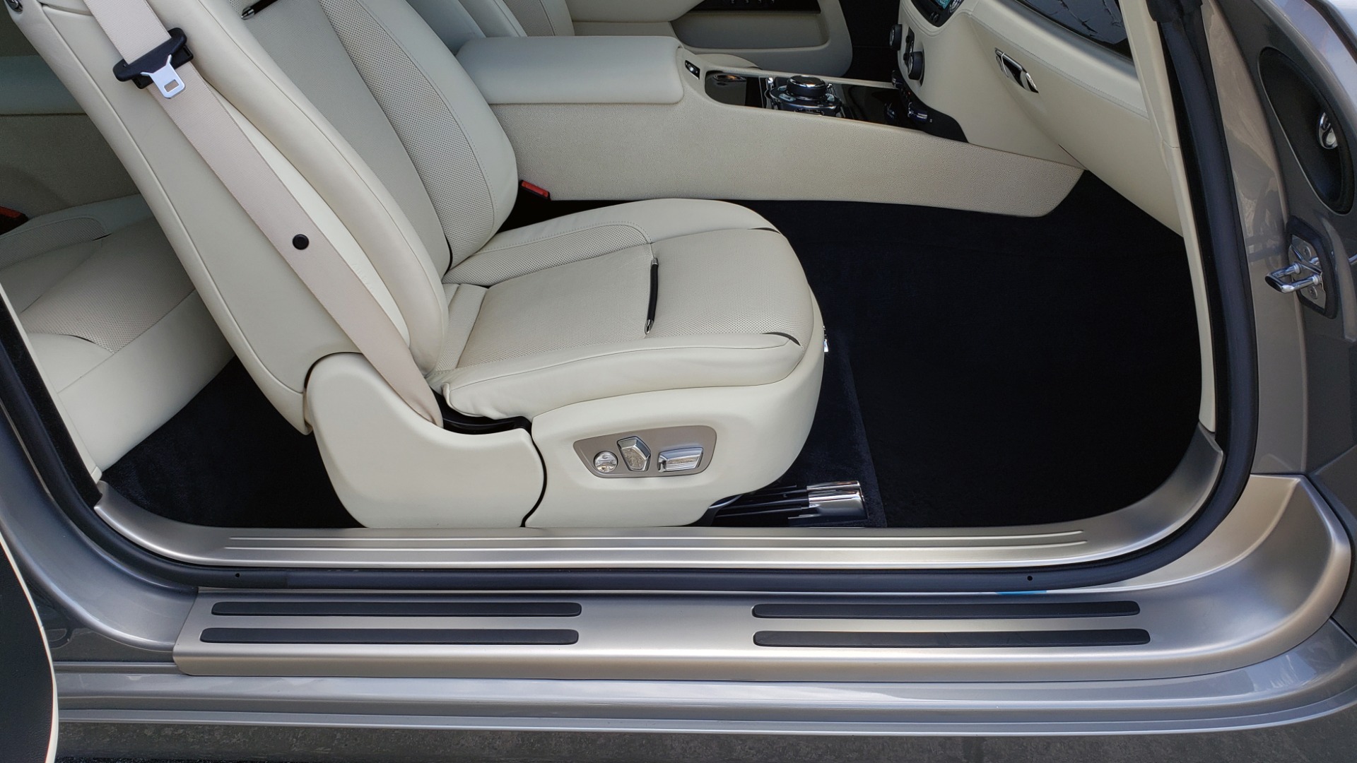 Used 2015 Rolls-Royce Wraith for sale Sold at Formula Imports in Charlotte NC 28227 85