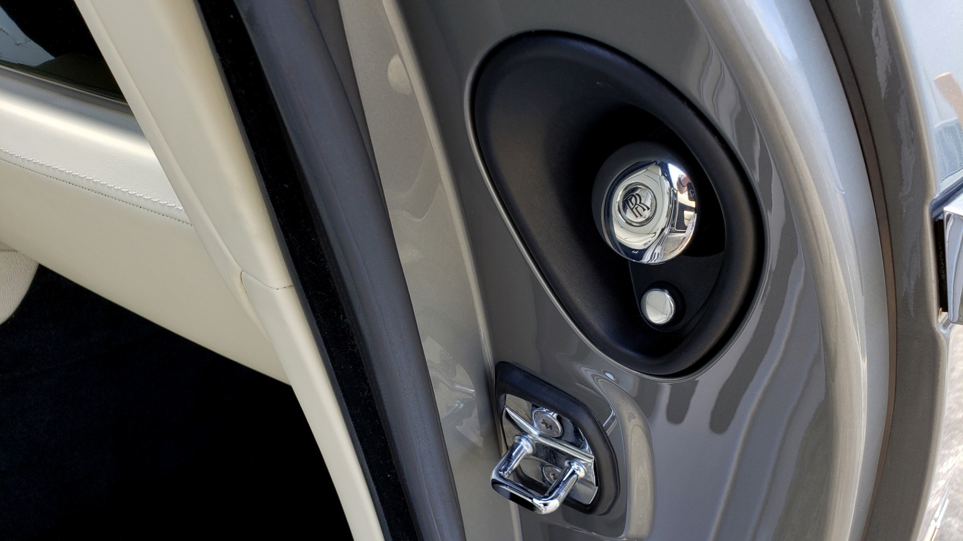 Used 2015 Rolls-Royce Wraith for sale Sold at Formula Imports in Charlotte NC 28227 93