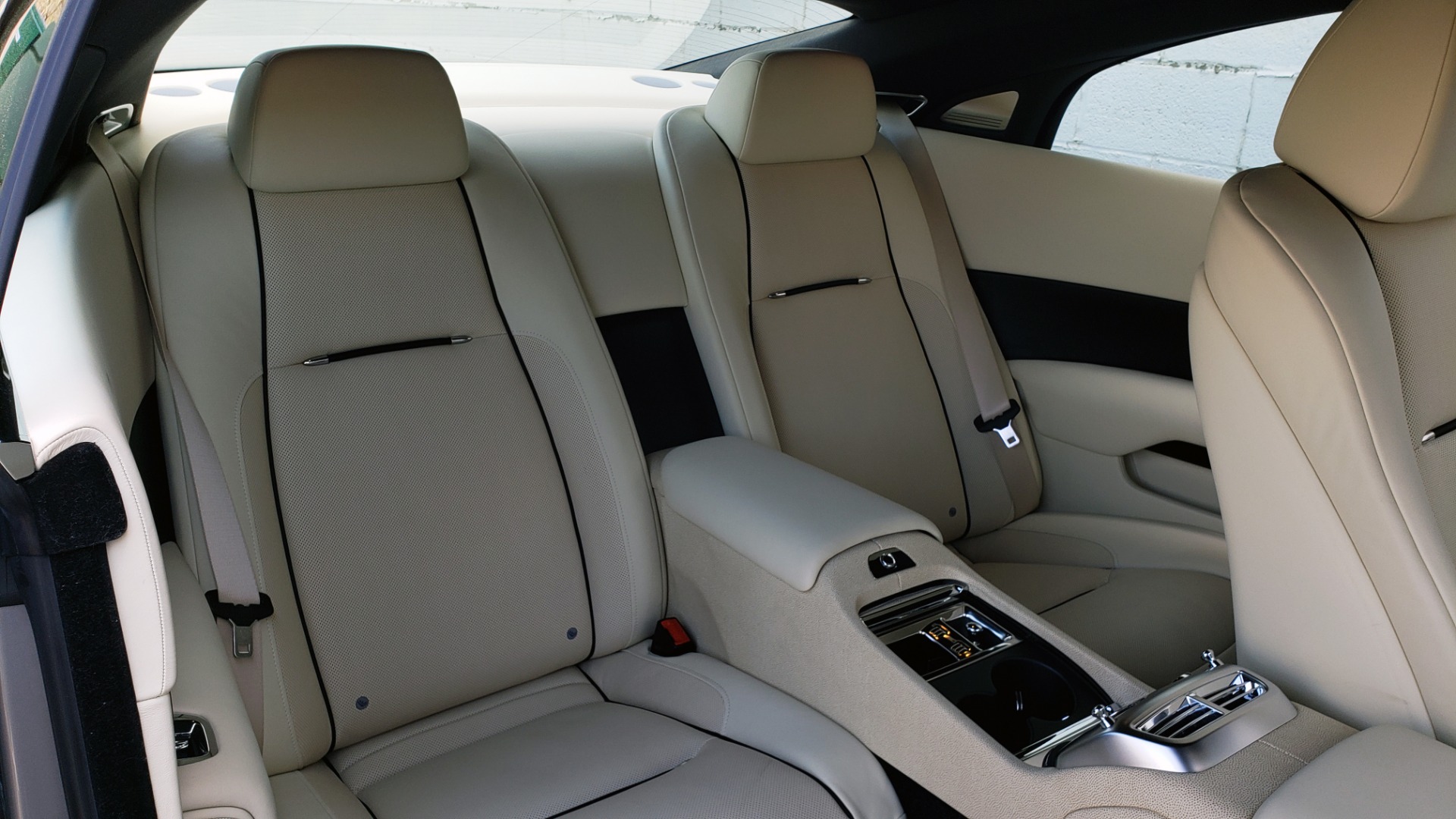 Used 2015 Rolls-Royce WRAITH 2DR COUPE / DRVR ASST / LANE DEPART / HEADS-UP / CAMERA for sale $159,995 at Formula Imports in Charlotte NC 28227 99