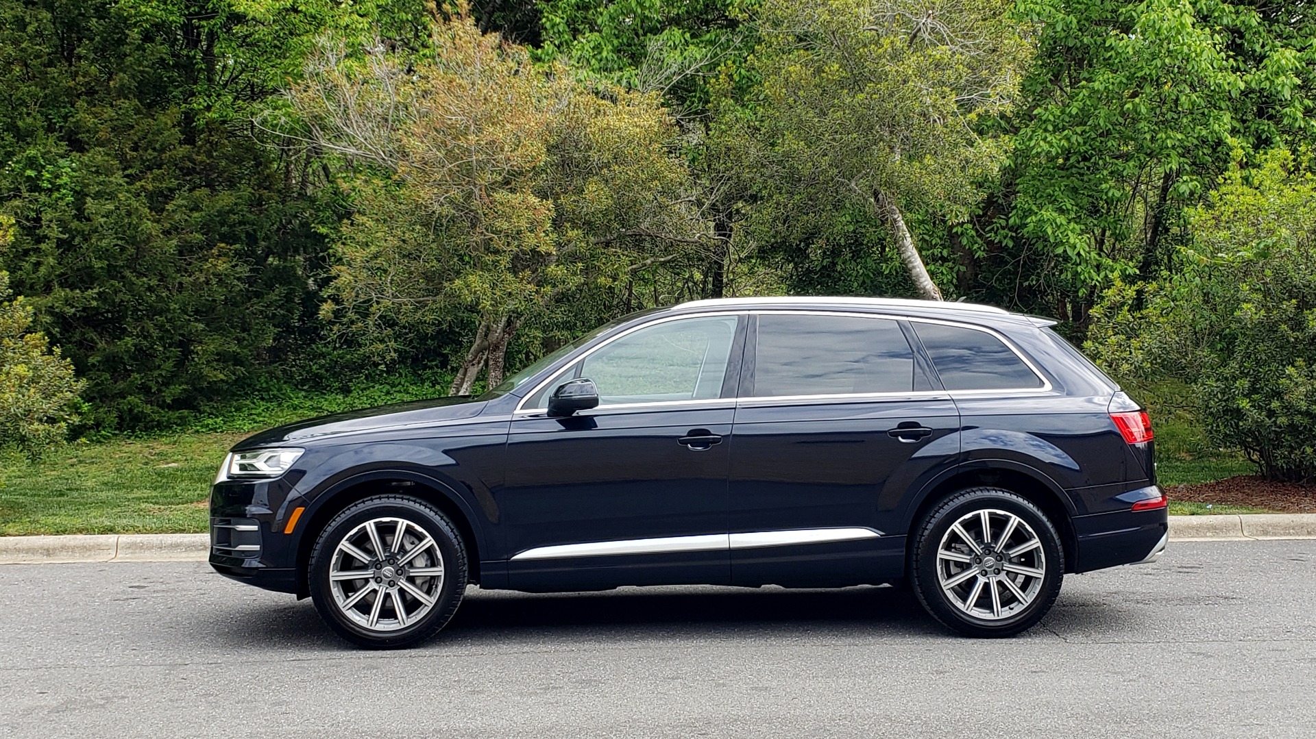 Used 2017 Audi Q7 2.0T PREMIUM TIPTRONIC / CLD WTHR / SUNROOF / REARVIEW for sale Sold at Formula Imports in Charlotte NC 28227 2