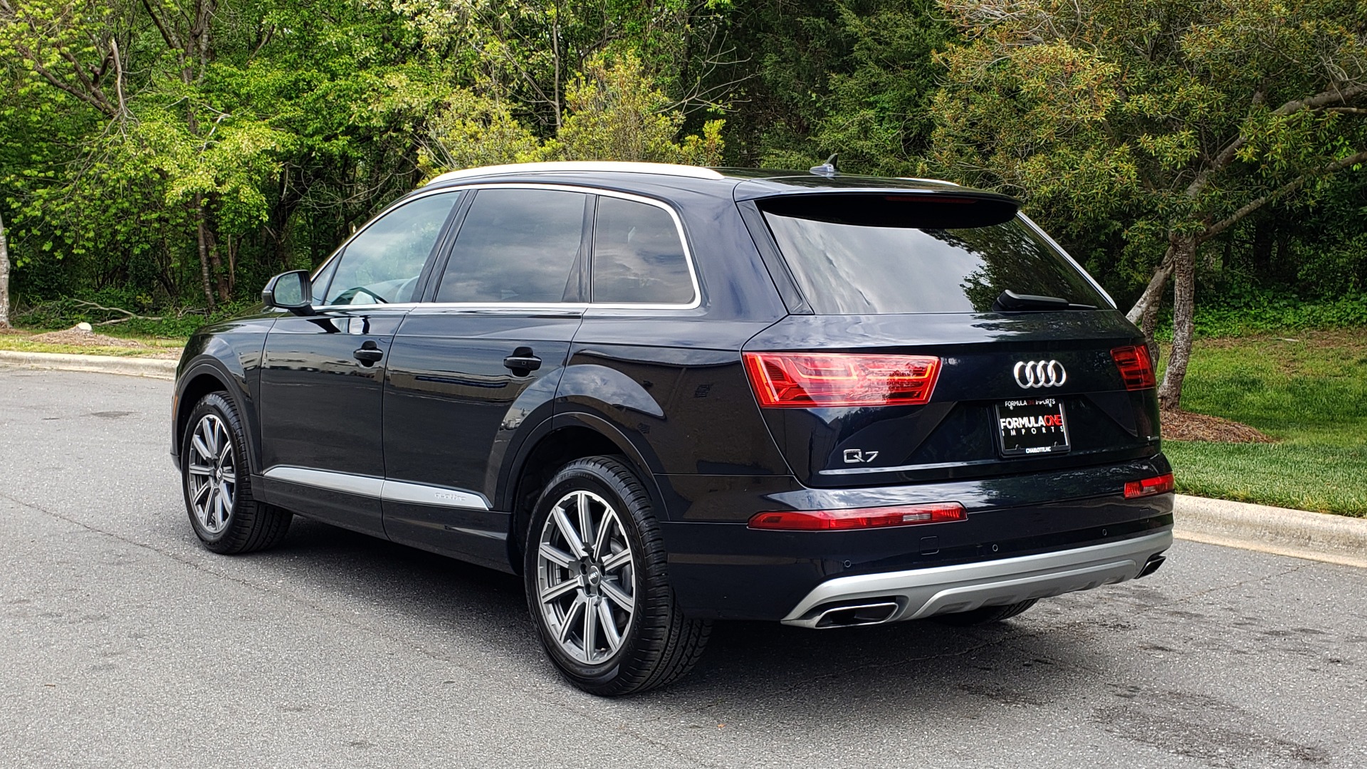 Used 2017 Audi Q7 2.0T PREMIUM TIPTRONIC / CLD WTHR / SUNROOF / REARVIEW for sale Sold at Formula Imports in Charlotte NC 28227 3