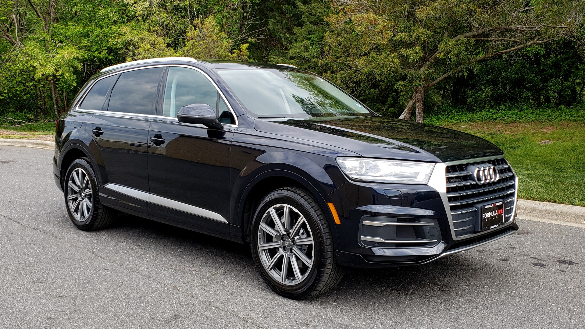 Used 2017 Audi Q7 2.0T PREMIUM TIPTRONIC / CLD WTHR / SUNROOF / REARVIEW for sale Sold at Formula Imports in Charlotte NC 28227 4