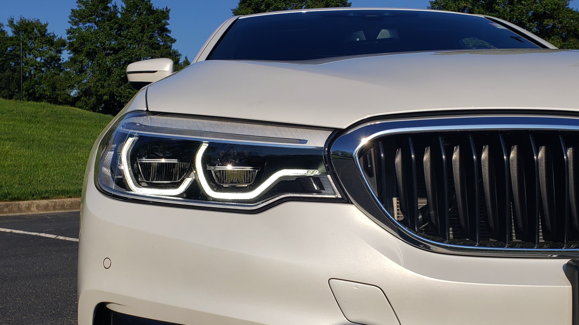 Used 2017 BMW 5 SERIES 540I XDRIVE PREMIUM / DRVR ASST PLUS / CLD WTHR / APPLE CAR PLAY for sale Sold at Formula Imports in Charlotte NC 28227 21