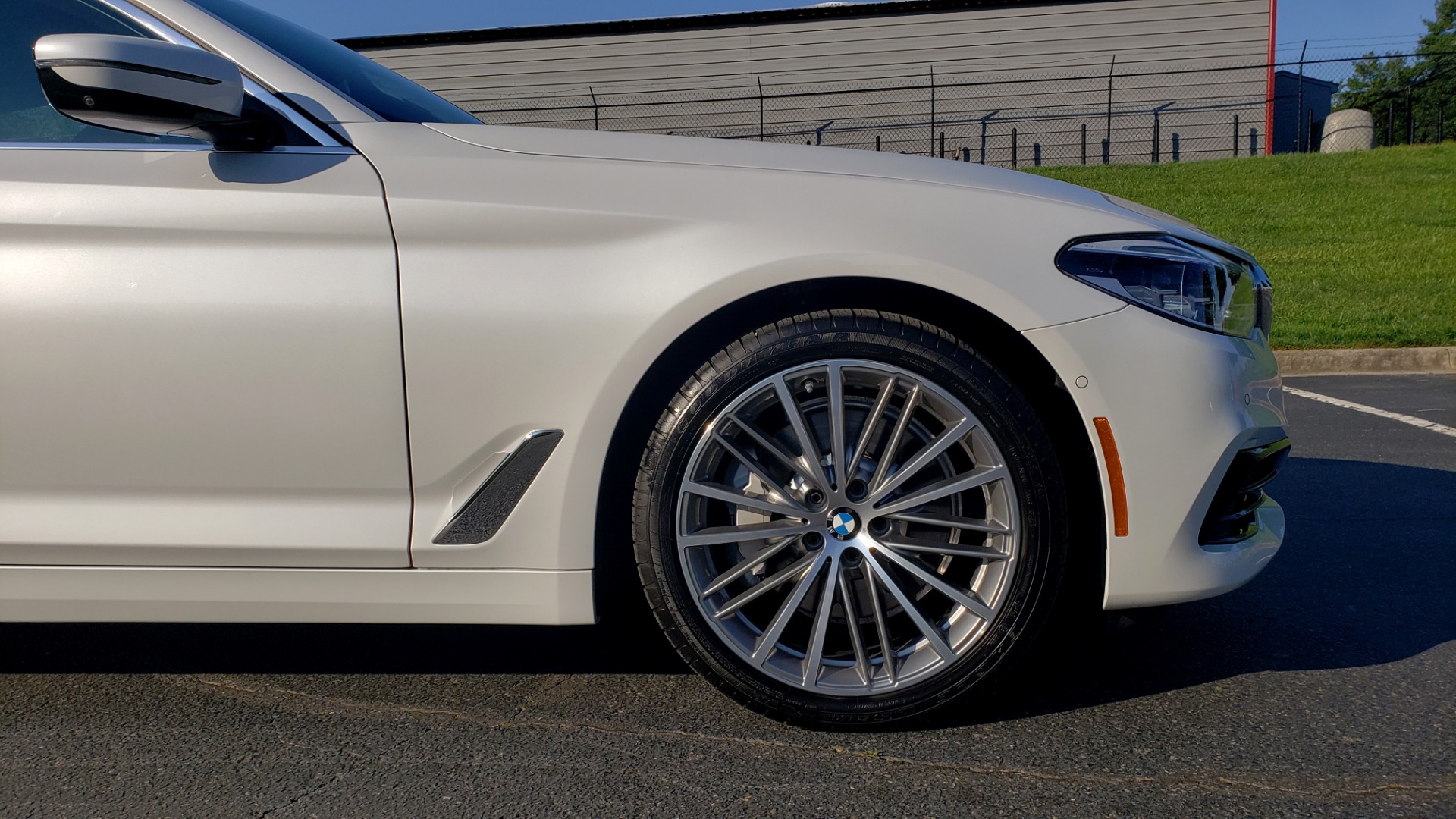 Used 2017 BMW 5 SERIES 540I XDRIVE PREMIUM / DRVR ASST PLUS / CLD WTHR / APPLE CAR PLAY for sale Sold at Formula Imports in Charlotte NC 28227 75