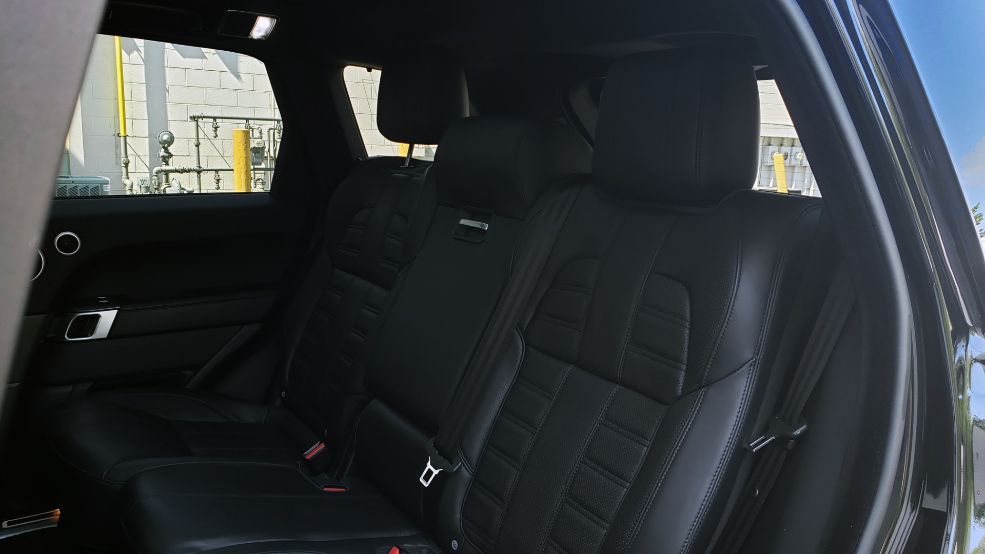 Used 2016 Land Rover RANGE ROVER SPORT SC V6 HSE HST / NAV / PANO-ROOF / MERIDIAN / REARVIEW for sale Sold at Formula Imports in Charlotte NC 28227 62