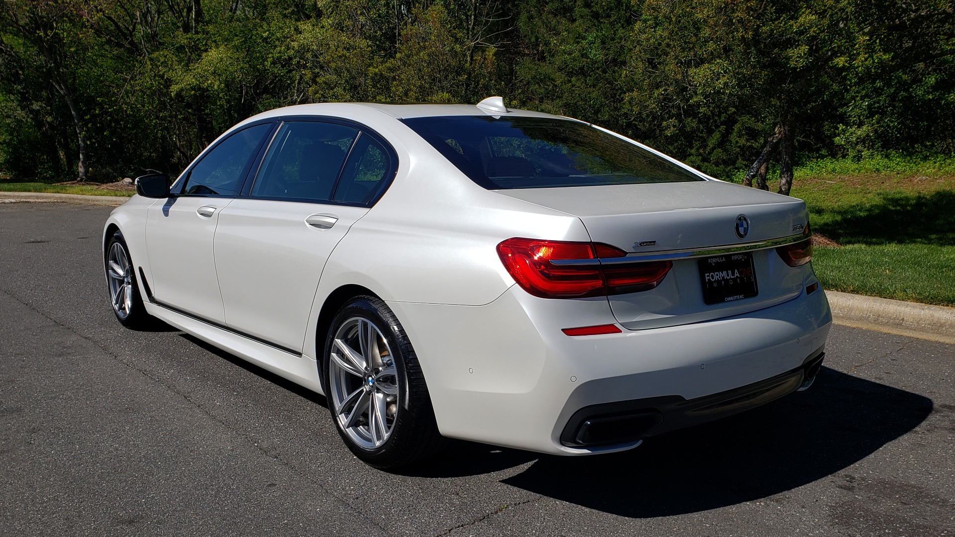 Used 2017 BMW 7 SERIES 750I XDRIVE / M-SPORT / EXEC PKG / DRVR ASST PLUS II / CLD WTHR for sale Sold at Formula Imports in Charlotte NC 28227 3