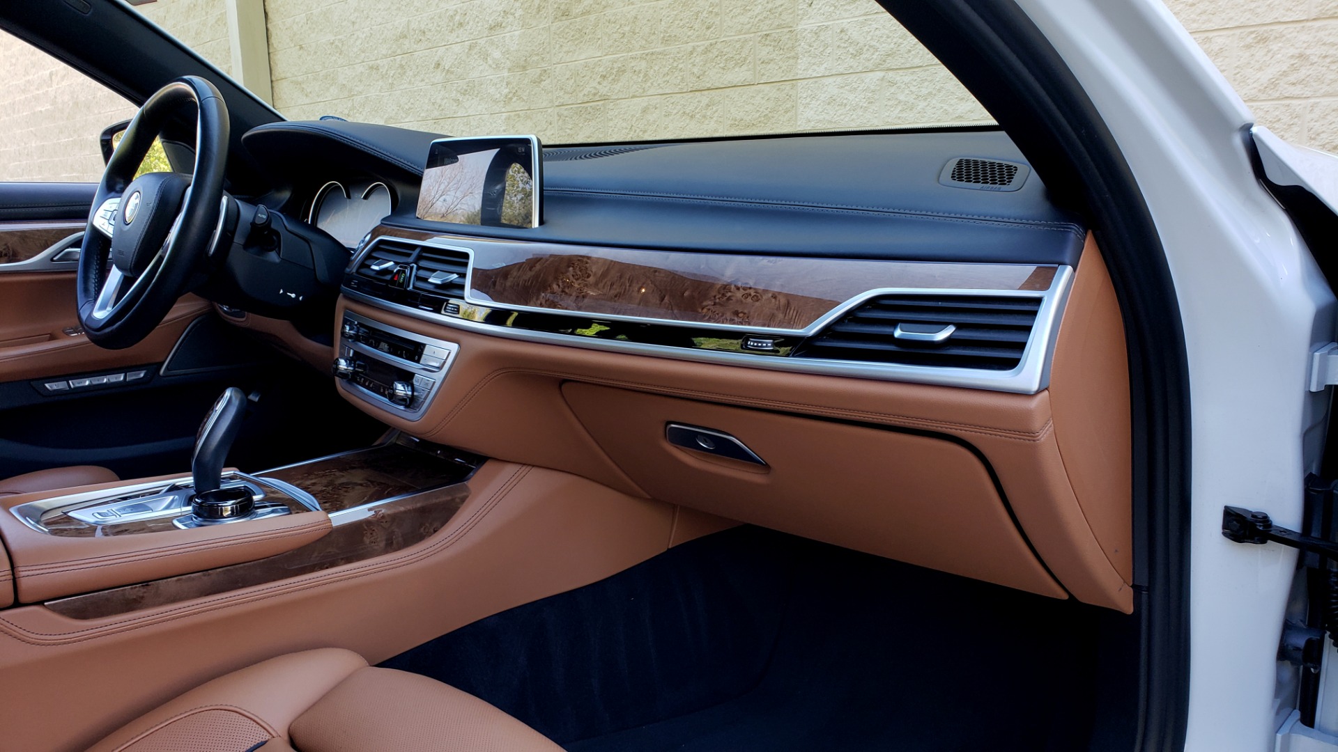 Used 2017 BMW 7 SERIES 750I XDRIVE / M-SPORT / EXEC PKG / DRVR ASST PLUS II / CLD WTHR for sale Sold at Formula Imports in Charlotte NC 28227 71