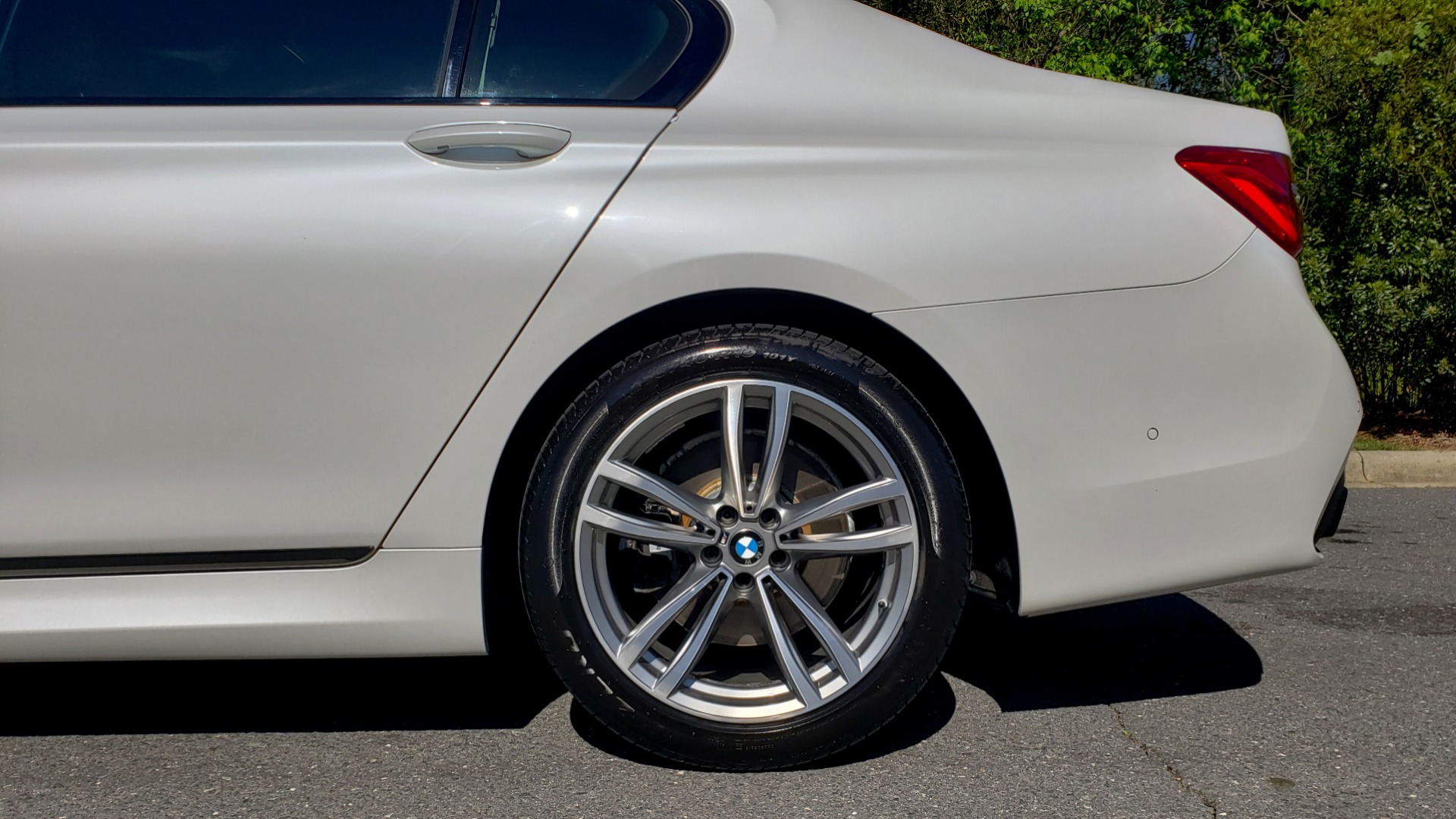 Used 2017 BMW 7 SERIES 750I XDRIVE / M-SPORT / EXEC PKG / DRVR ASST PLUS II / CLD WTHR for sale Sold at Formula Imports in Charlotte NC 28227 91