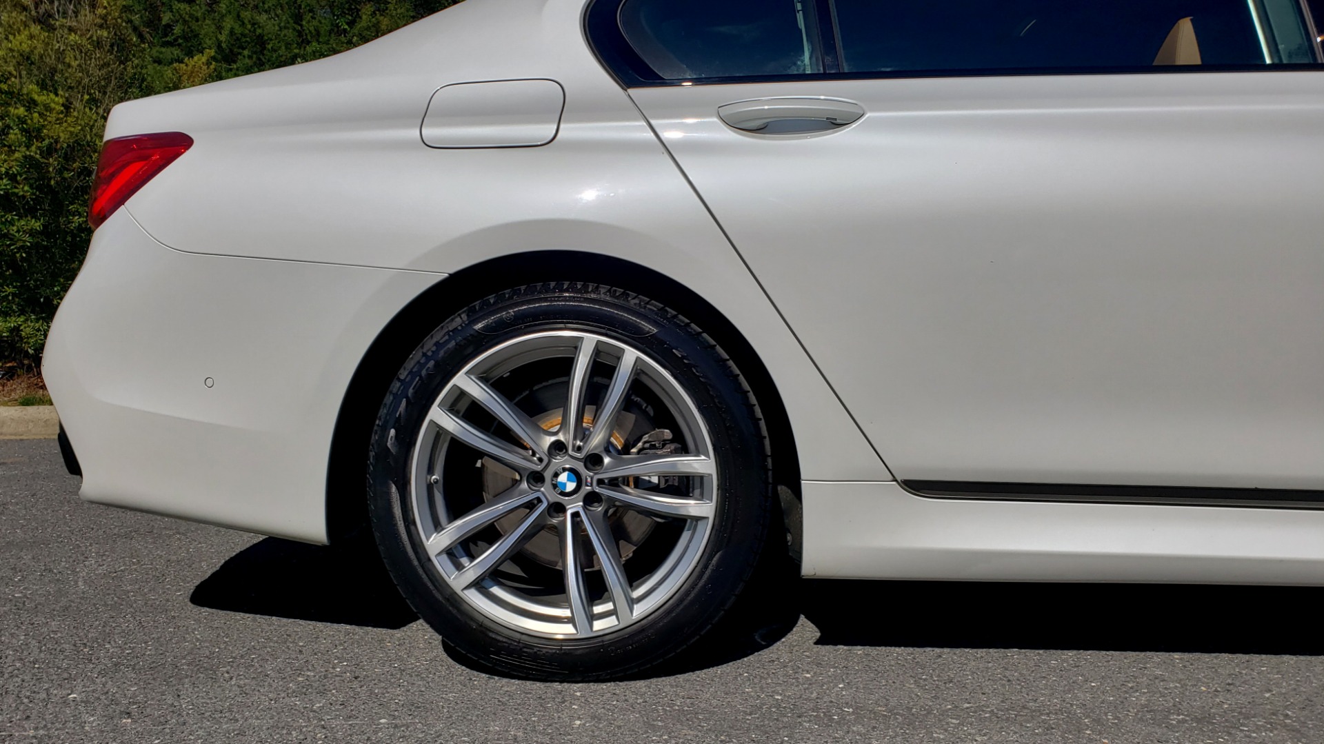 Used 2017 BMW 7 SERIES 750I XDRIVE / M-SPORT / EXEC PKG / DRVR ASST PLUS II / CLD WTHR for sale Sold at Formula Imports in Charlotte NC 28227 92