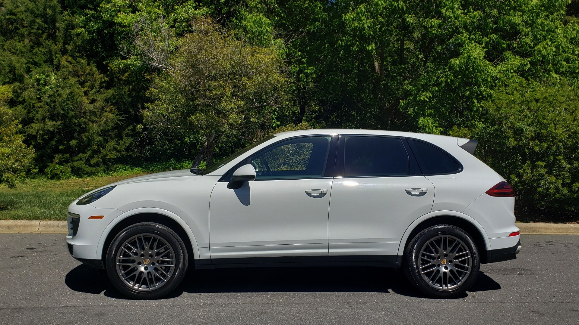 Used 2017 Porsche Cayenne Platinum Edition for sale Sold at Formula Imports in Charlotte NC 28227 2