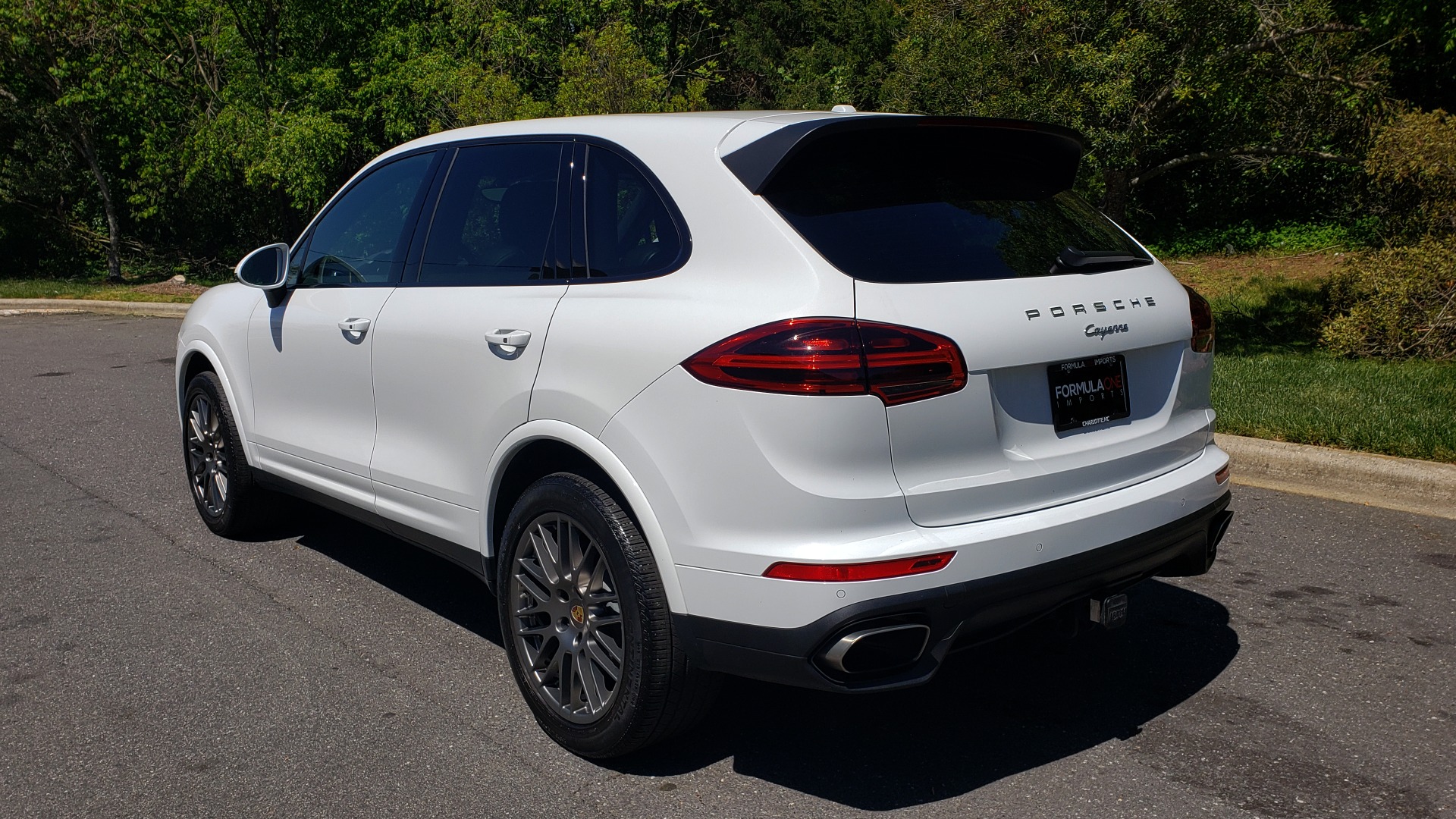 Used 2017 Porsche Cayenne Platinum Edition for sale Sold at Formula Imports in Charlotte NC 28227 3