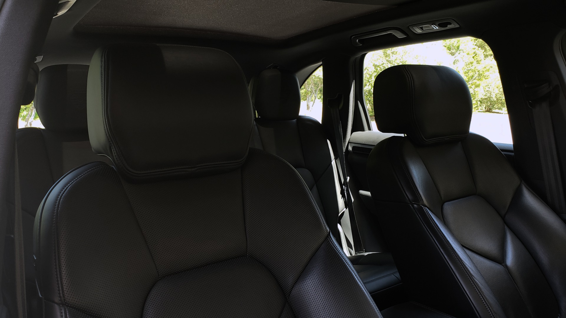 Used 2017 Porsche Cayenne Platinum Edition for sale Sold at Formula Imports in Charlotte NC 28227 67