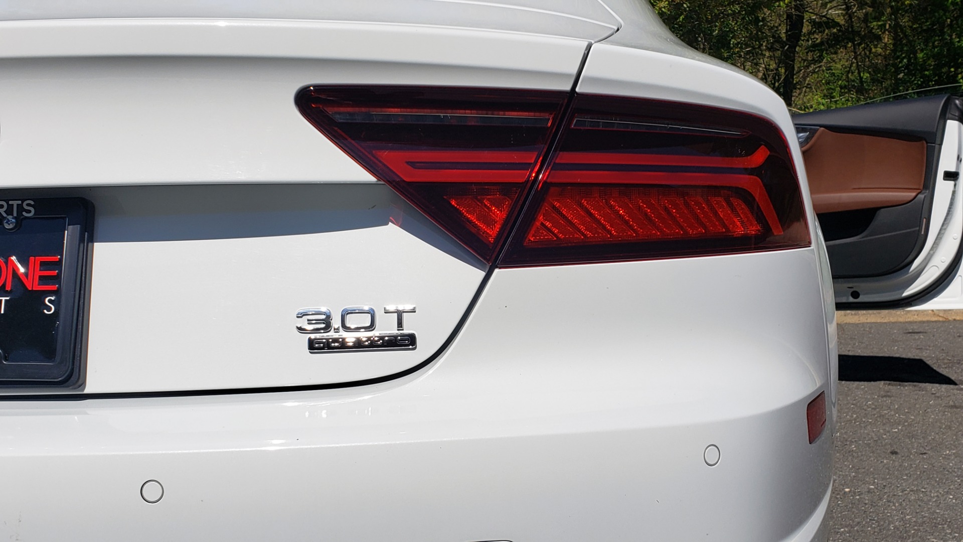 Used 2018 Audi A7 PREMIUM PLUS / DRVR ASST / COLD WTHR / HTD STS for sale Sold at Formula Imports in Charlotte NC 28227 27