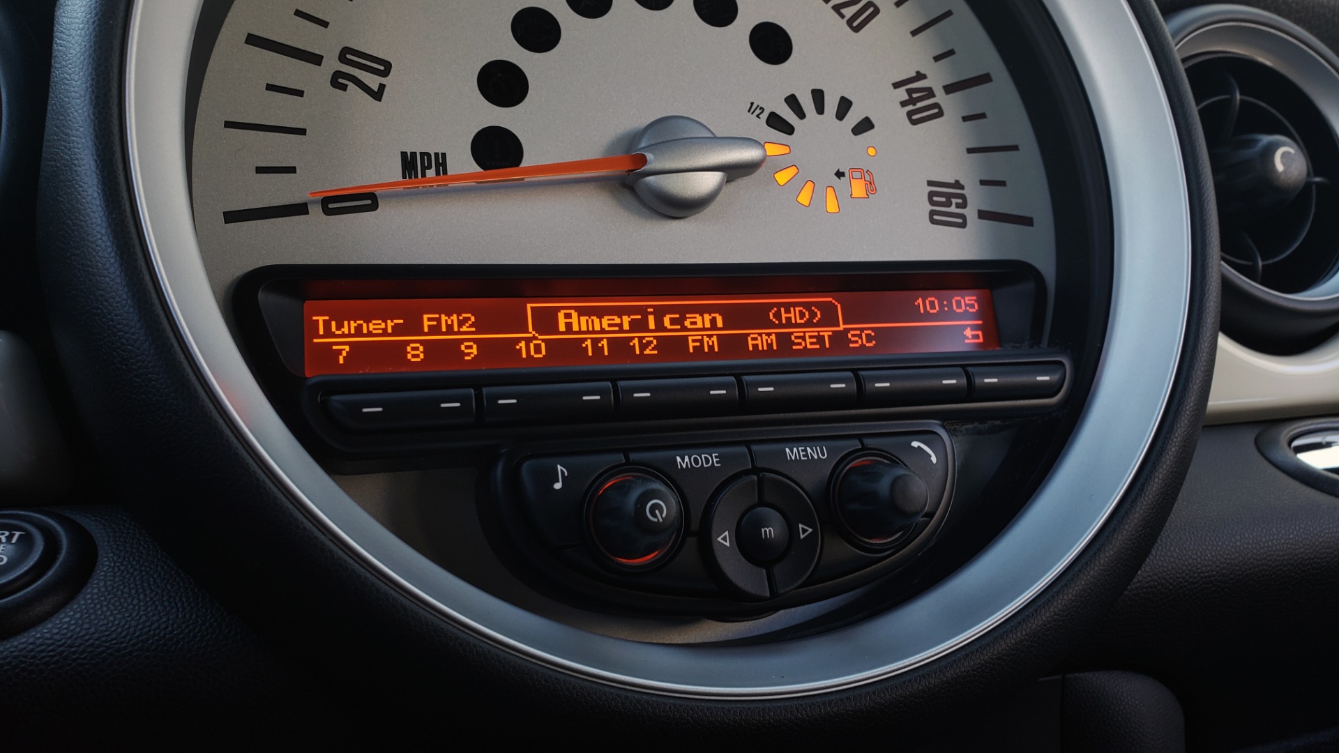 Used 2014 MINI COOPER COUPE FWD / 6-SPD MAN / 17IN WHEELS / LOW MILES for sale Sold at Formula Imports in Charlotte NC 28227 51