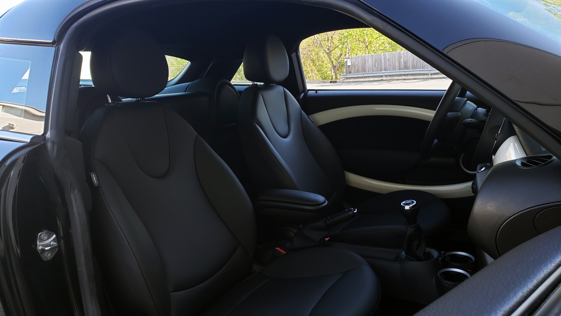 Used 2014 MINI COOPER COUPE FWD / 6-SPD MAN / 17IN WHEELS / LOW MILES for sale Sold at Formula Imports in Charlotte NC 28227 69