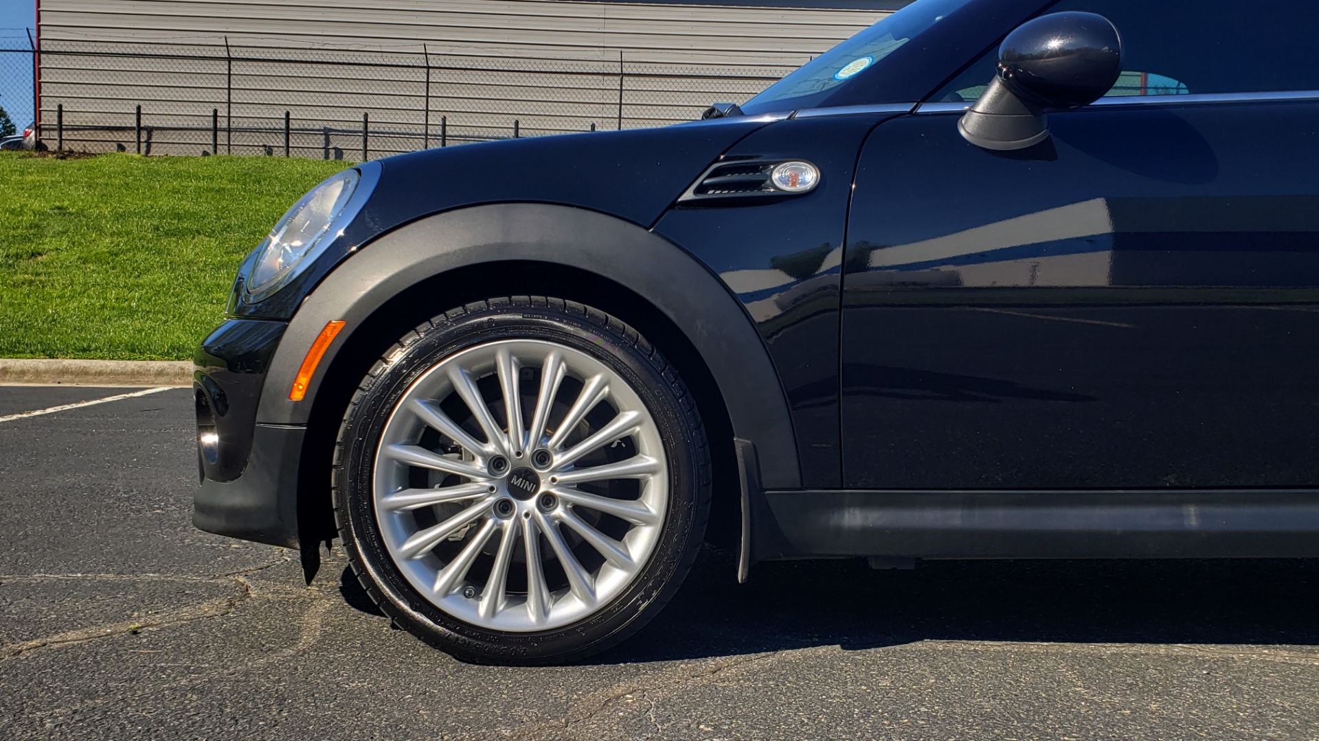Used 2014 MINI COOPER COUPE FWD / 6-SPD MAN / 17IN WHEELS / LOW MILES for sale Sold at Formula Imports in Charlotte NC 28227 73
