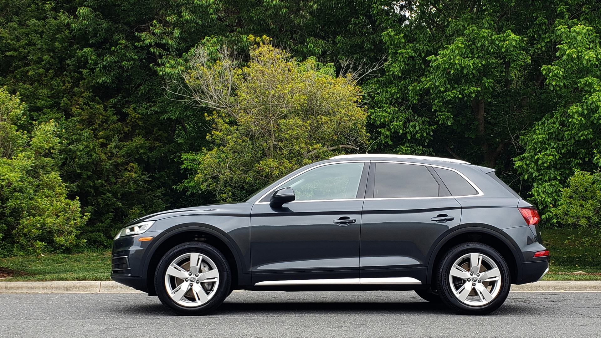 Used 2018 Audi Q5 PREMIUM PLUS / S-TRONIC / NAV / PANO-ROOF / PARK SYS PLUS for sale Sold at Formula Imports in Charlotte NC 28227 2