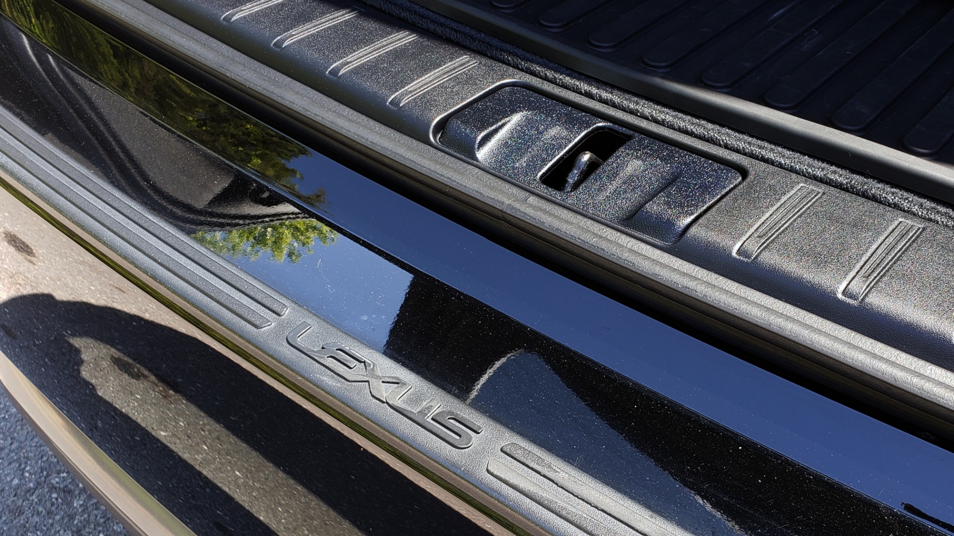 Used 2016 Lexus RX 350 PREMIUM / AWD / VENT SEATS / SUNROOF / BSM for sale Sold at Formula Imports in Charlotte NC 28227 21