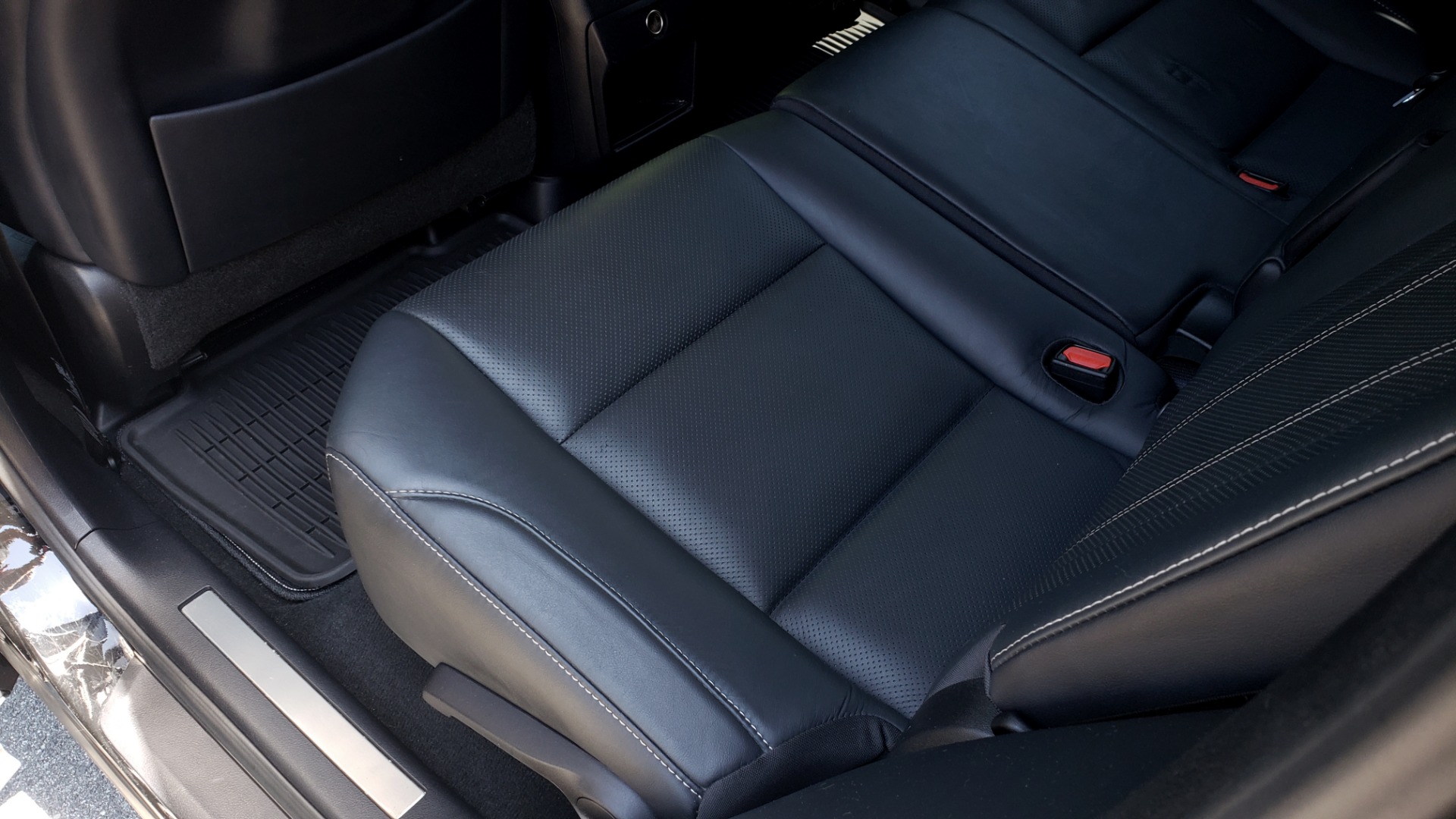 Used 2016 Lexus RX 350 PREMIUM / AWD / VENT SEATS / SUNROOF / BSM for sale Sold at Formula Imports in Charlotte NC 28227 62