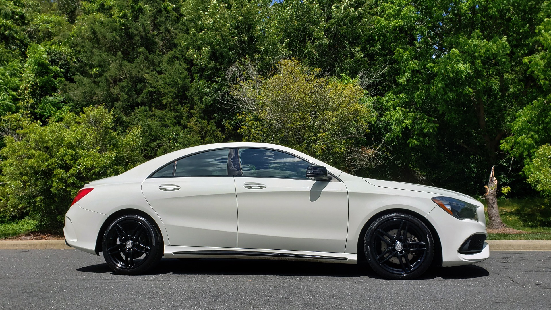 Used 2017 Mercedes-Benz CLA 250 4MATIC / SPORT / PREMIUM / MULTI MEDIA / NIGHT PKG / PANO-ROOF for sale Sold at Formula Imports in Charlotte NC 28227 6