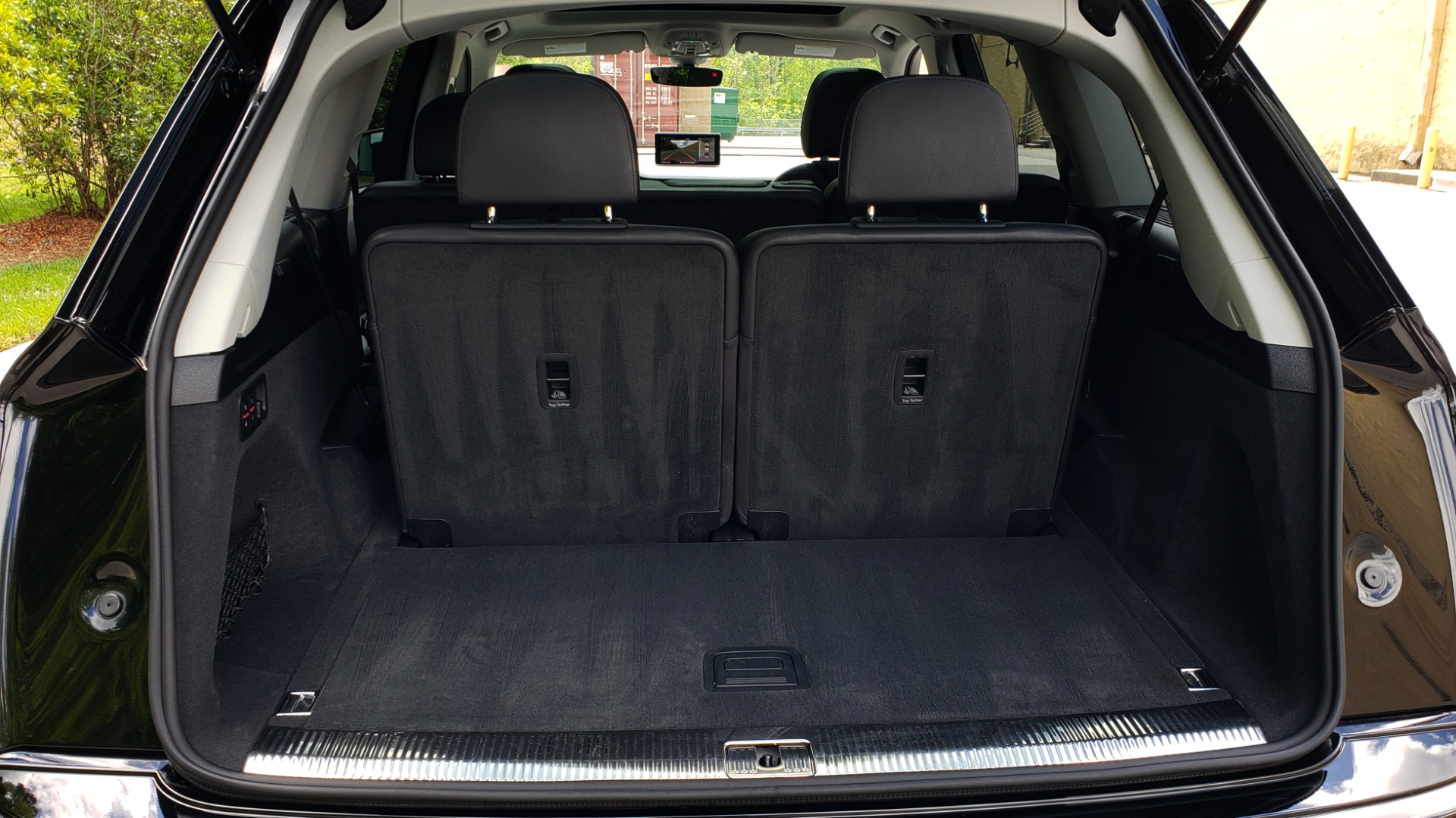 Used 2017 Audi Q7 PREMIUM PLUS / VISION PKG / NAV / PANO-ROOF / 3-ROW / REARVIEW for sale Sold at Formula Imports in Charlotte NC 28227 17