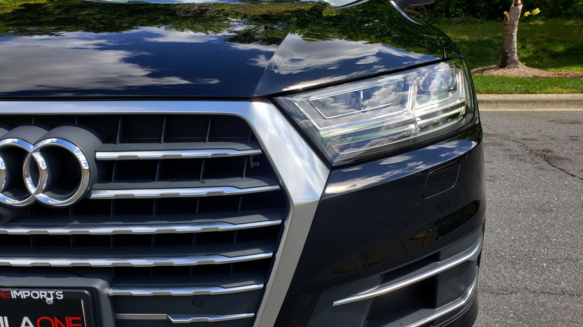 Used 2017 Audi Q7 PREMIUM PLUS / VISION PKG / NAV / PANO-ROOF / 3-ROW / REARVIEW for sale Sold at Formula Imports in Charlotte NC 28227 22