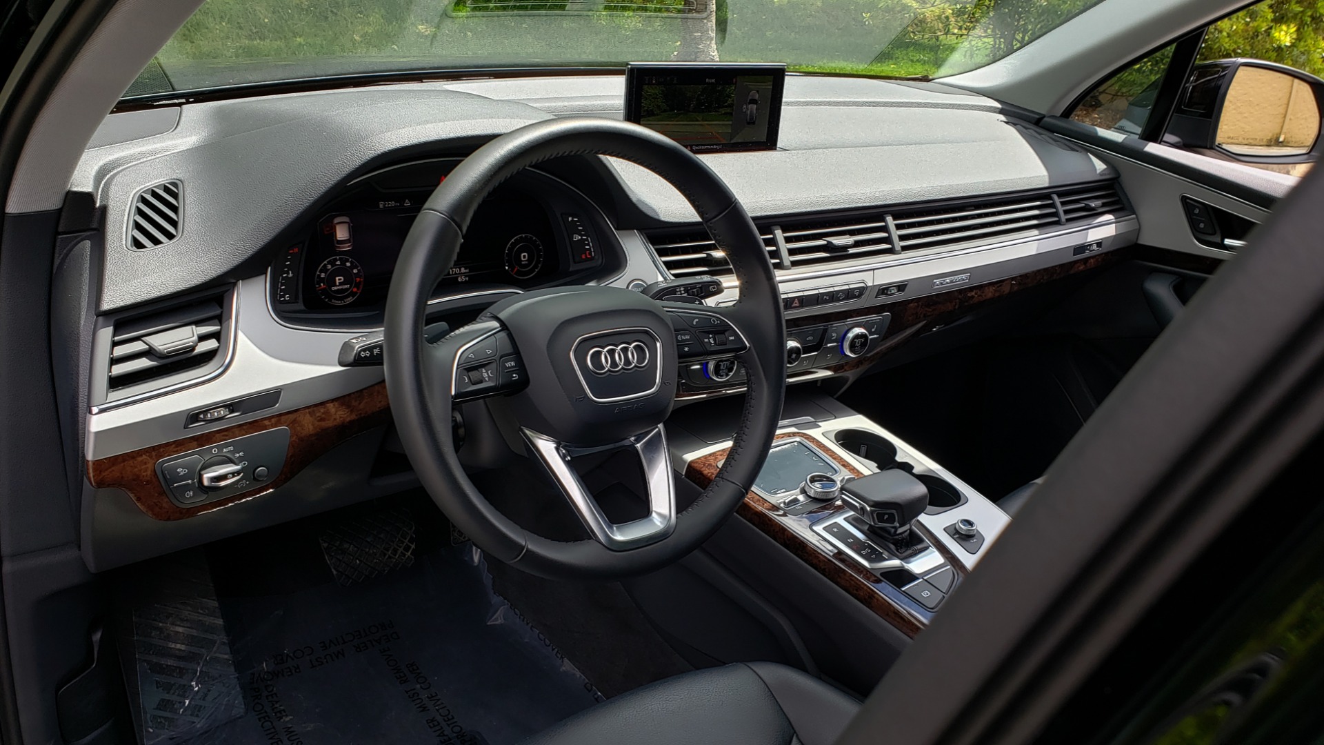 Used 2017 Audi Q7 PREMIUM PLUS / VISION PKG / NAV / PANO-ROOF / 3-ROW / REARVIEW for sale Sold at Formula Imports in Charlotte NC 28227 36