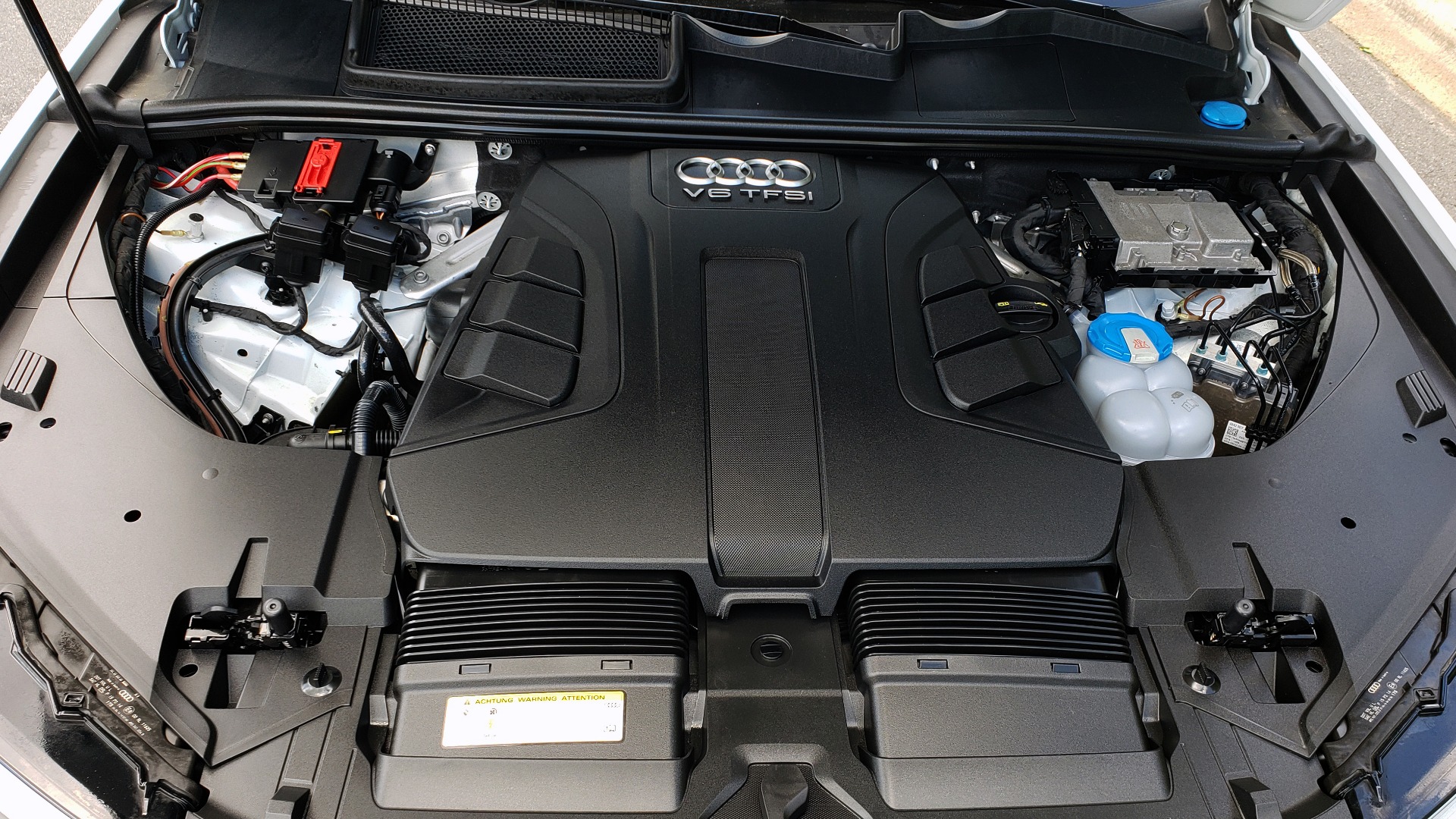Used 2017 Audi Q7 PREMIUM PLUS / VISION PKG / NAV / PANO-ROOF / 3-ROW / REARVIEW for sale Sold at Formula Imports in Charlotte NC 28227 11