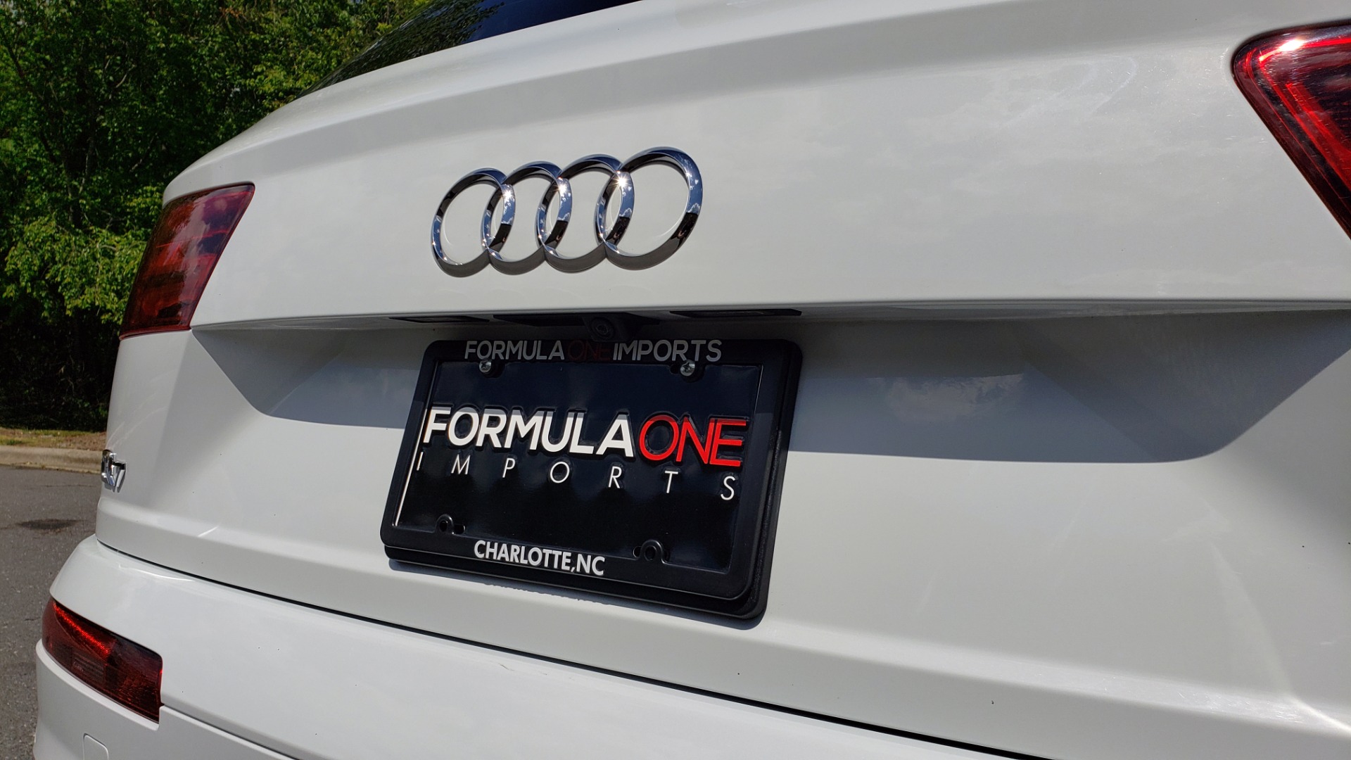 Used 2017 Audi Q7 PREMIUM PLUS / VISION PKG / NAV / PANO-ROOF / 3-ROW / REARVIEW for sale Sold at Formula Imports in Charlotte NC 28227 33