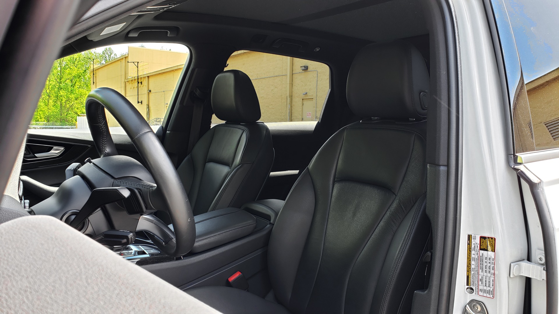 Used 2017 Audi Q7 PREMIUM PLUS / VISION PKG / NAV / PANO-ROOF / 3-ROW / REARVIEW for sale Sold at Formula Imports in Charlotte NC 28227 37