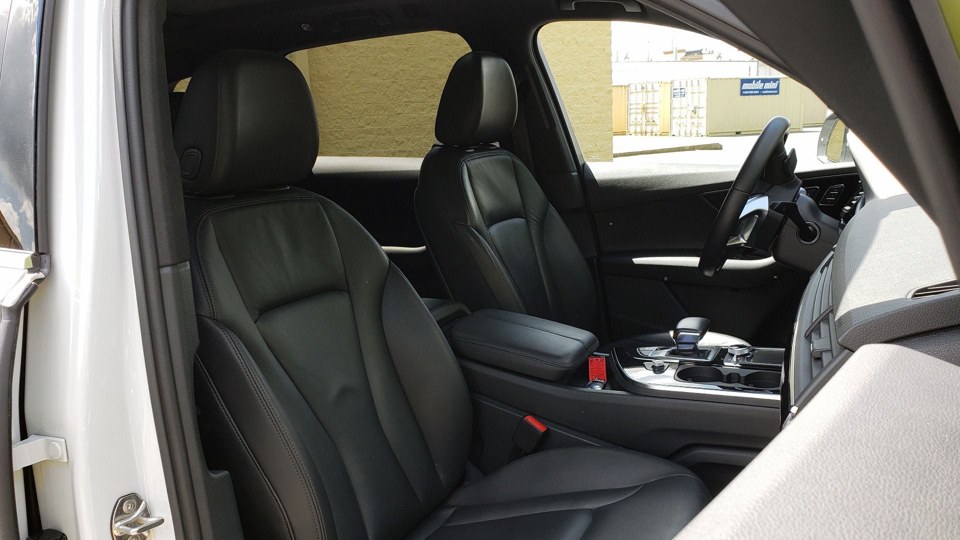 Used 2017 Audi Q7 PREMIUM PLUS / VISION PKG / NAV / PANO-ROOF / 3-ROW / REARVIEW for sale Sold at Formula Imports in Charlotte NC 28227 73