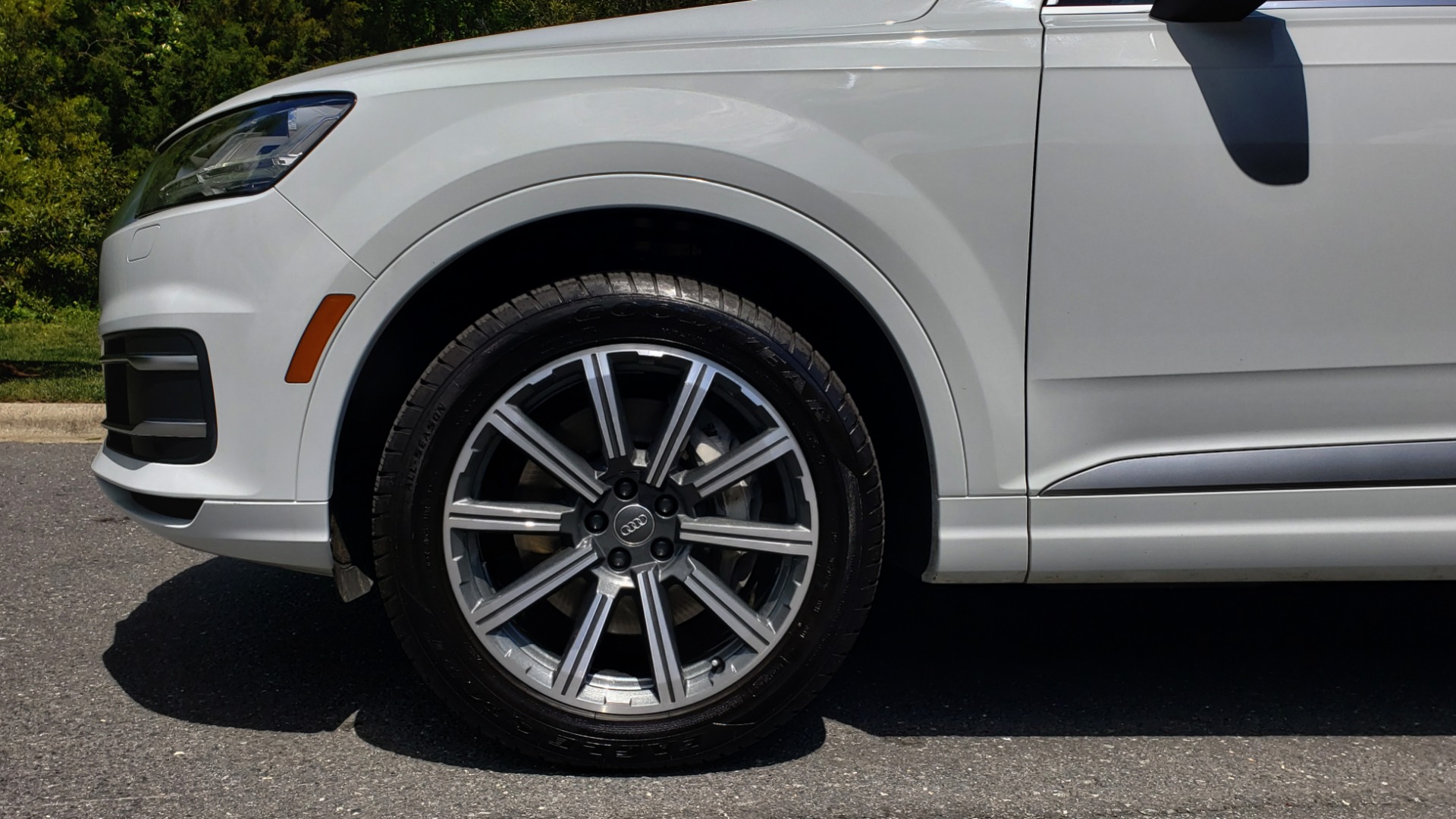 Used 2017 Audi Q7 PREMIUM PLUS / VISION PKG / NAV / PANO-ROOF / 3-ROW / REARVIEW for sale Sold at Formula Imports in Charlotte NC 28227 85