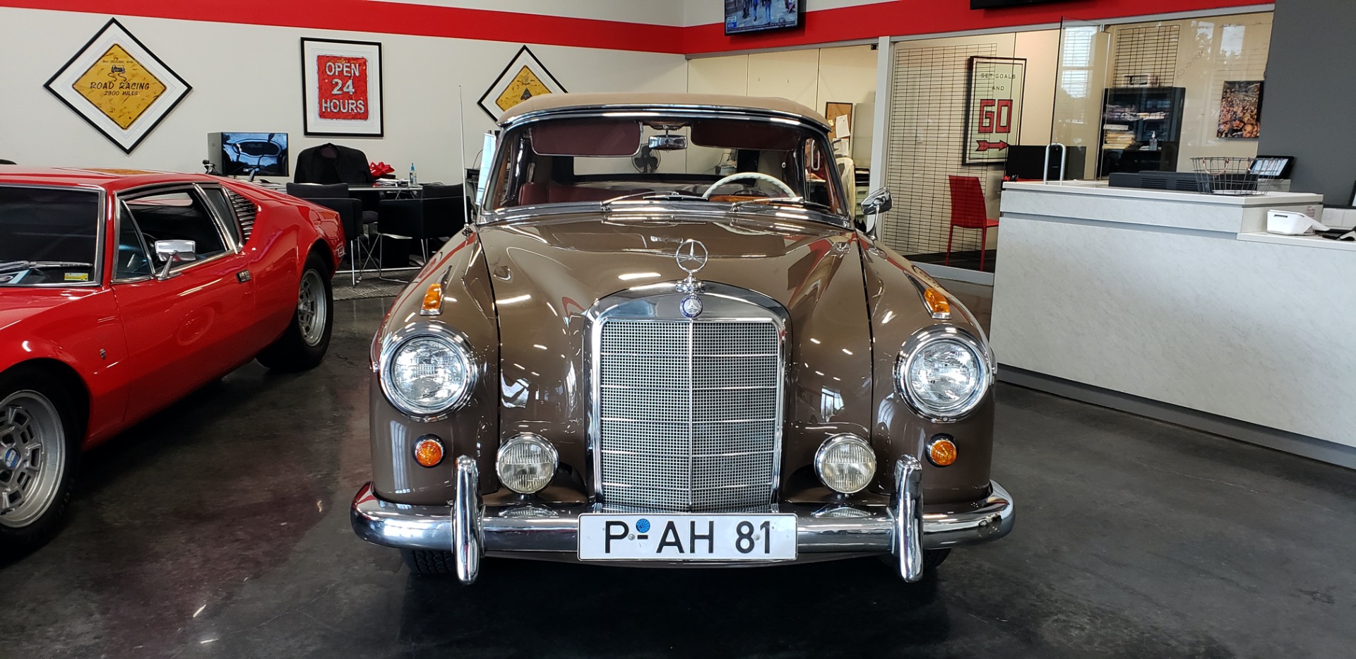 Used 1957 Mercedes-Benz 220 S Cabriolet - Full Restoration for sale Sold at Formula Imports in Charlotte NC 28227 5