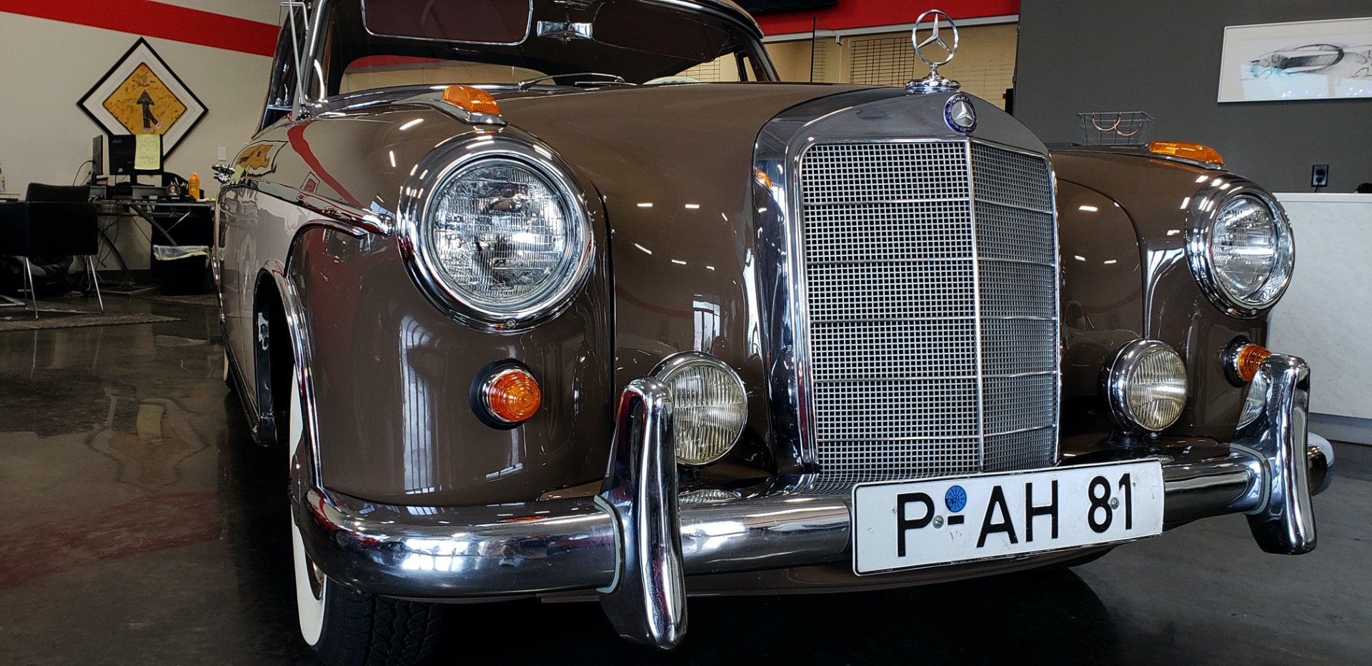 Used 1957 Mercedes-Benz 220 S Cabriolet - Full Restoration for sale Sold at Formula Imports in Charlotte NC 28227 6